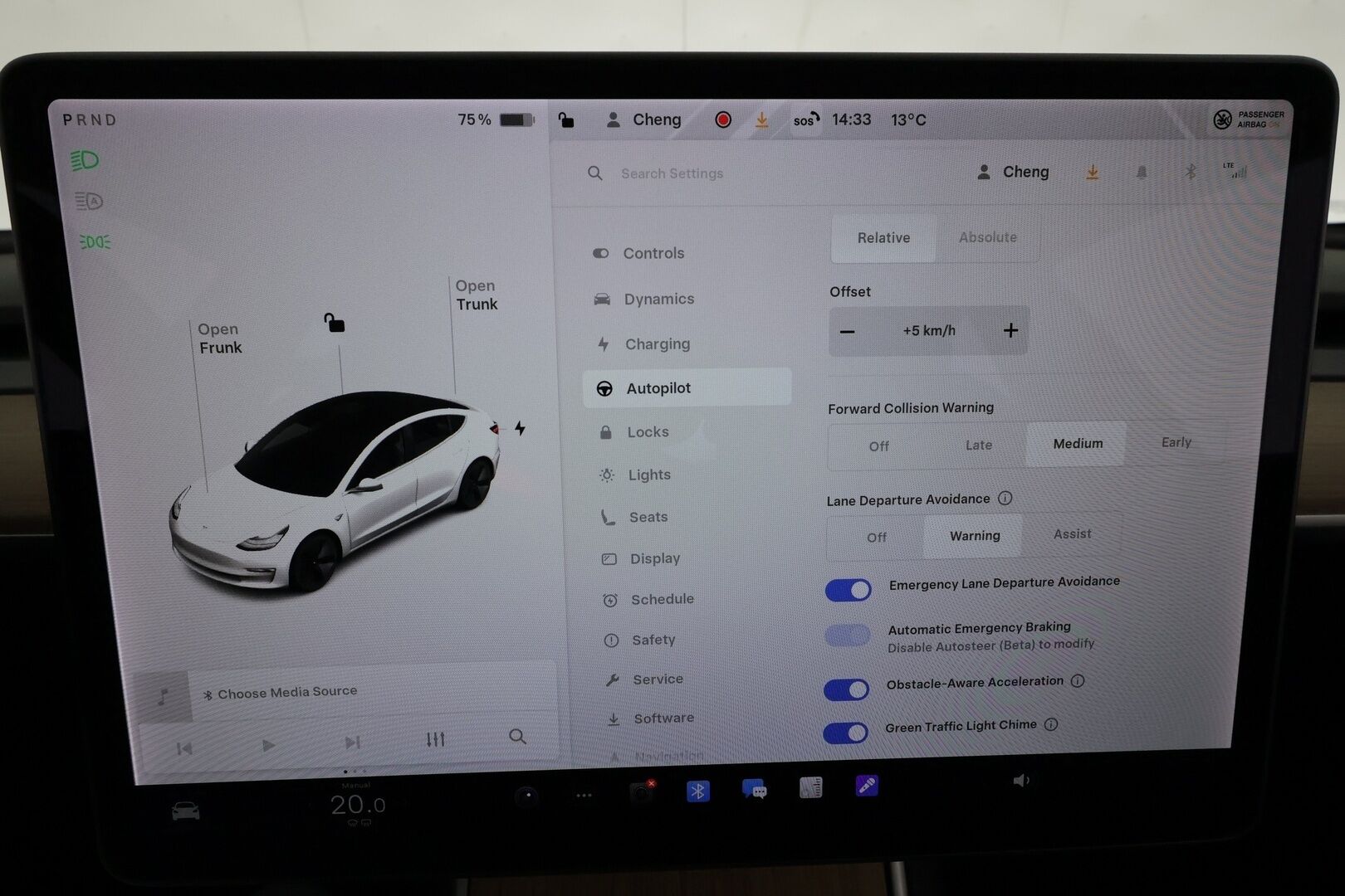 Tesla Model 3 2020 Standard Range Plus *Lasikatto / ACC / LED / P.kamera / Muistipenkki / Navi / Kaistavahti / Nahkaverhoilu* - Suomi-auto / Akku kuntotarkastettu!
