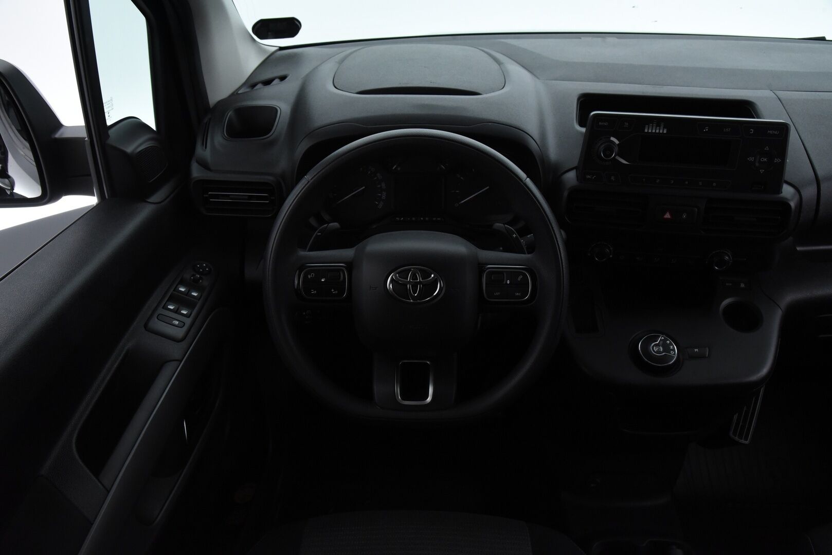 Toyota Proace CITY Verso 2020 Active L1 1,2 130 Autom. 5-H / 1-om. Suomi-auto / Webasto / Vakkari / Kaistavahti / Koukku / Lohko + sisäp. /
