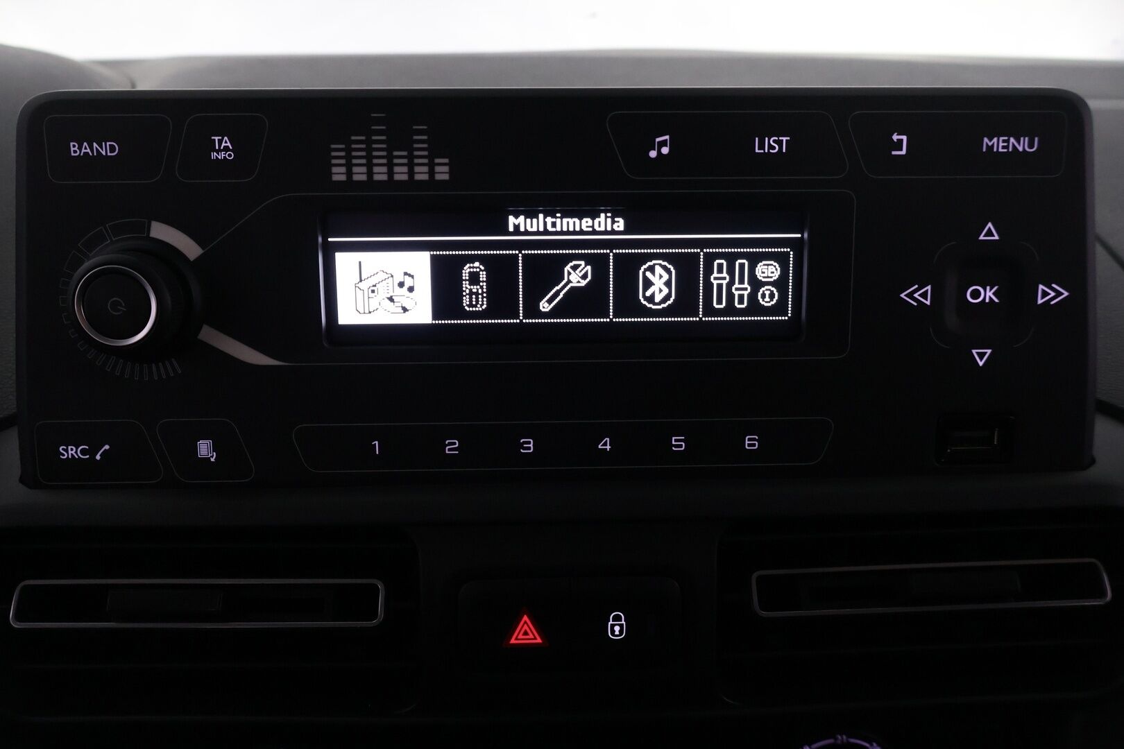 Toyota Proace CITY Verso 2020 Active L1 1,2 130 Autom. 5ov - Suomi-auto | Webasto | Vakkari | Kaistavahti | Koukku | Lohko + sisäp. | Bluethoot | pysäköintitutka