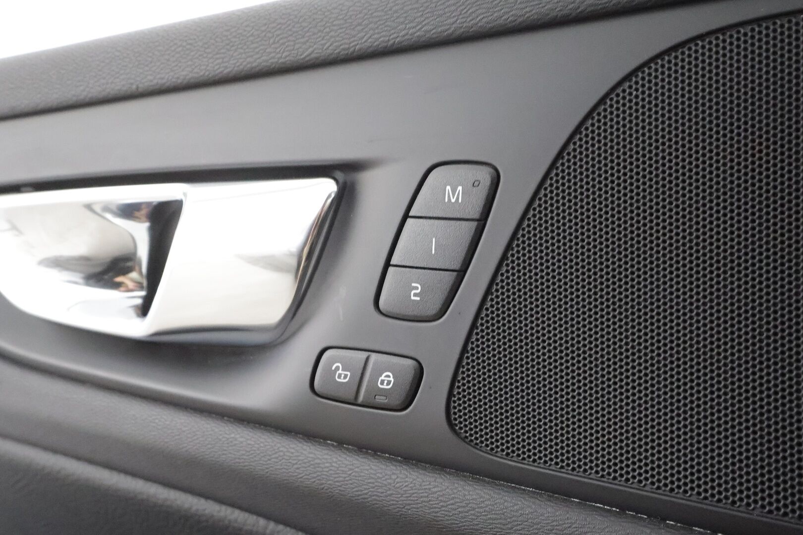 Volvo V60 2021 B4 MHEV Business Inscription aut - | Webasto | ACC | P.Kamera | LED | Sporttipenkki Muistilla | Navi | Kaistavahti | Katveavustin | Keyless | 1-om Suomi-auto | Kahdet renkaat |