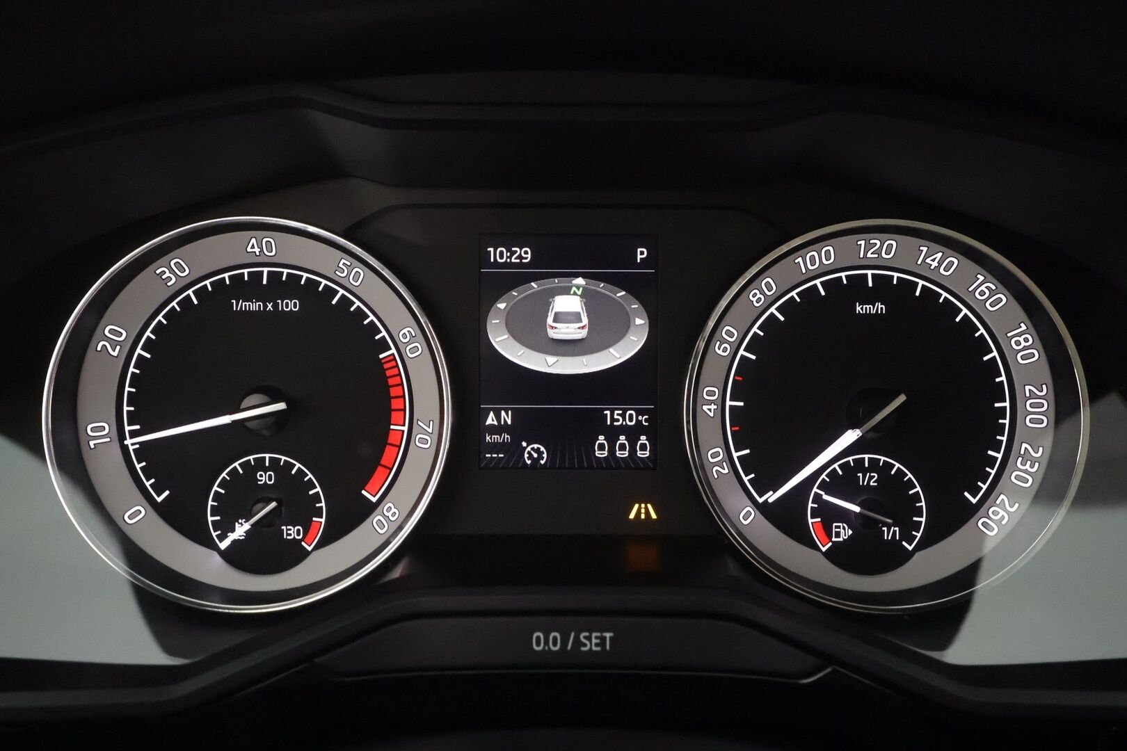 Skoda Superb 2016 2.0 TSI Combi 280 4X4 L&K DSG. - NYT POIKKEUSHINTAAN! | ACC | Lohko | Canton | Muistipenkki | Kamera | LED | Ilmastoidut nahat | Apple&Android | Kahdet Skodan vanteet | Neliveto | SUPER VARUSTEET!