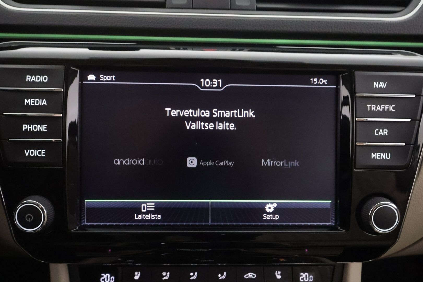 Skoda Superb 2016 2.0 TSI Combi 280 4X4 L&K DSG. - NYT POIKKEUSHINTAAN! | ACC | Lohko | Canton | Muistipenkki | Kamera | LED | Ilmastoidut nahat | Apple&Android | Kahdet Skodan vanteet | Neliveto | SUPER VARUSTEET!