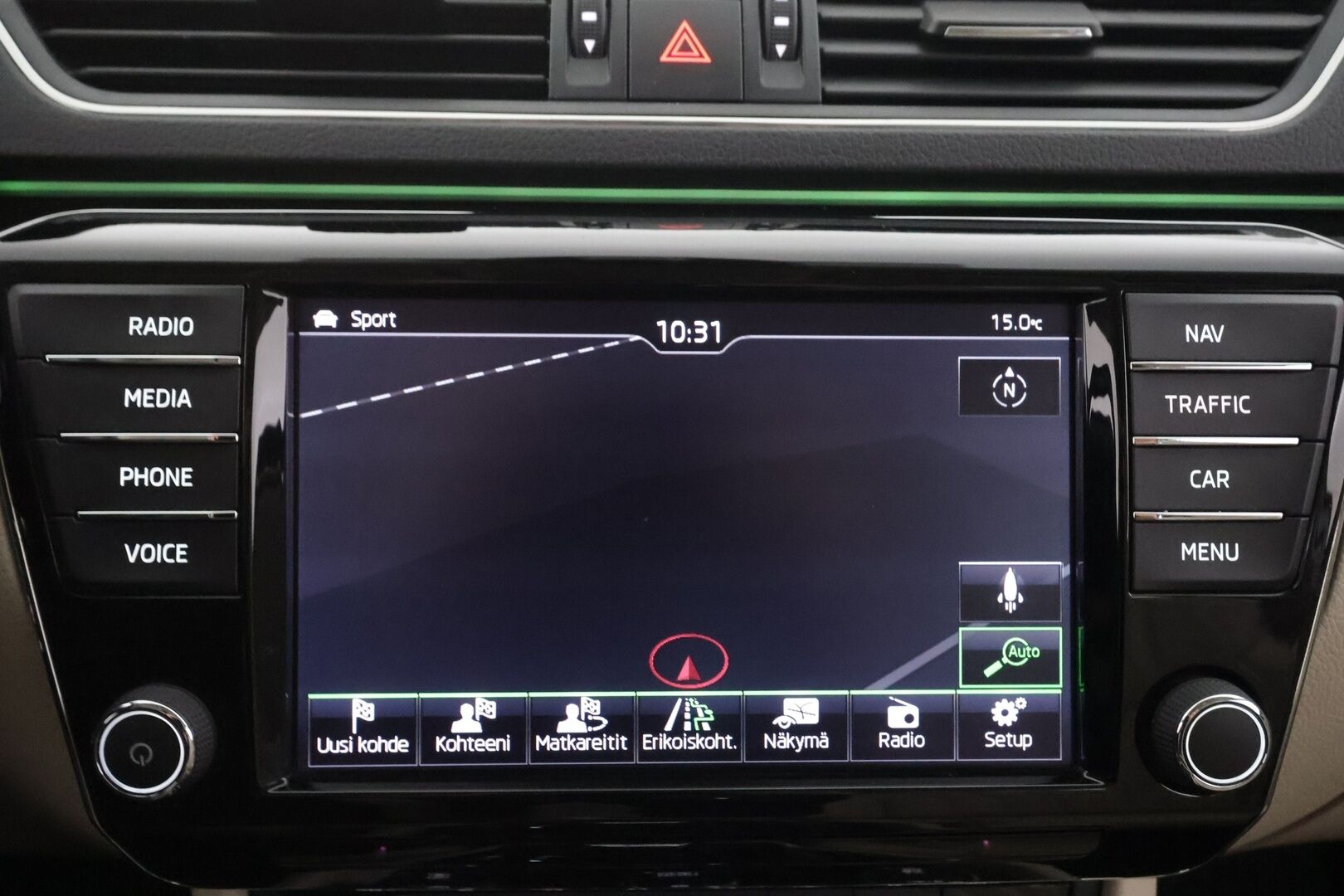 Skoda Superb 2016 2.0 TSI Combi 280 4X4 L&K DSG. - NYT POIKKEUSHINTAAN! | ACC | Lohko | Canton | Muistipenkki | Kamera | LED | Ilmastoidut nahat | Apple&Android | Kahdet Skodan vanteet | Neliveto | SUPER VARUSTEET!