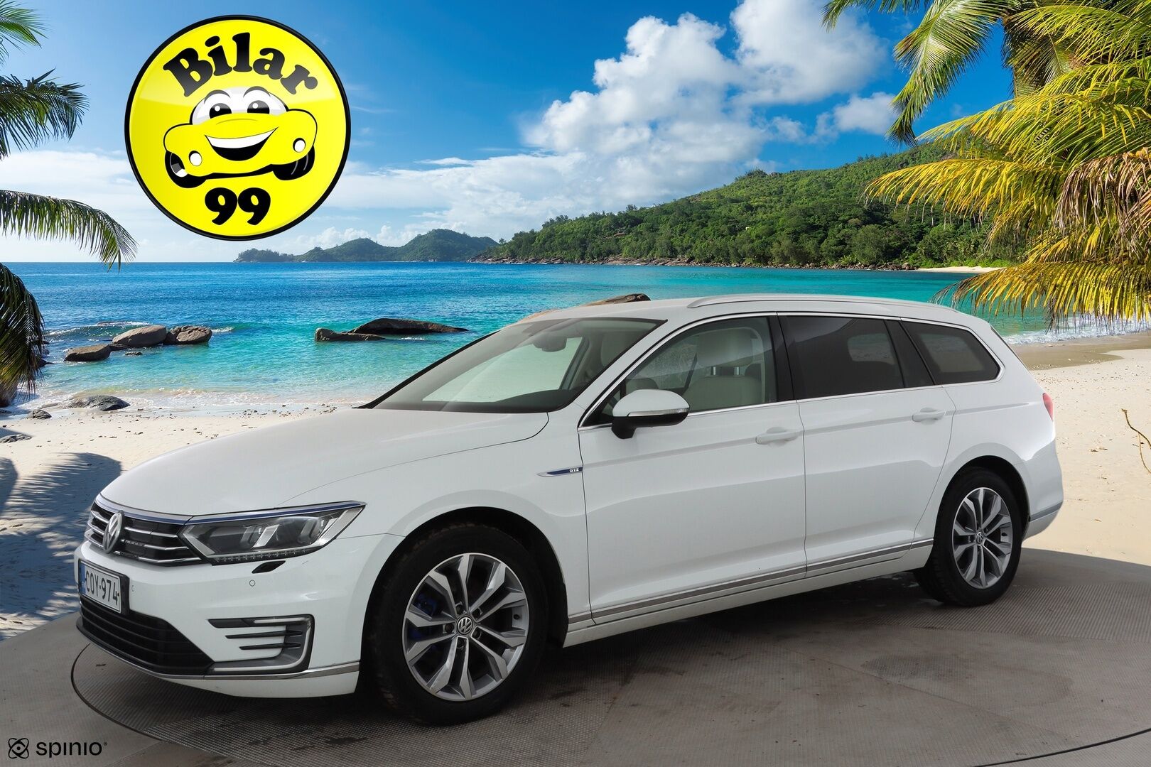 Volkswagen Passat 2017 Variant GTE Plug-In Hybrid 160 kW DSG * ACC /  Webasto / P.Kamera / LED / Koukku /  Puolinahat * - Kahdet renkaat aluvanteilla - HULLU BLACKWEEK KORKOTARJOUS 2,49%
