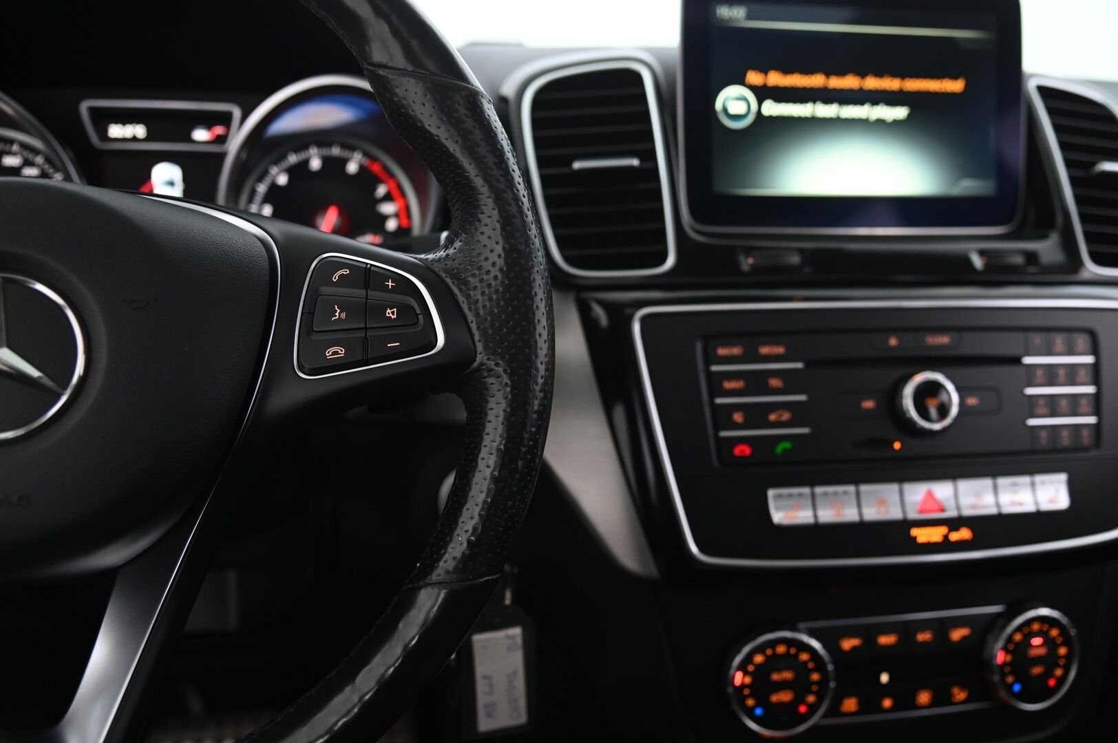 Mercedes-Benz GLE 2017 500 e 4Matic AMG - ACC | Panorama | HUD | BLISS | Vetokoukku | Takanäytöt | IHC+ | Muistit | Navi | H&K | 360 kamera | Webasto | 2x alut