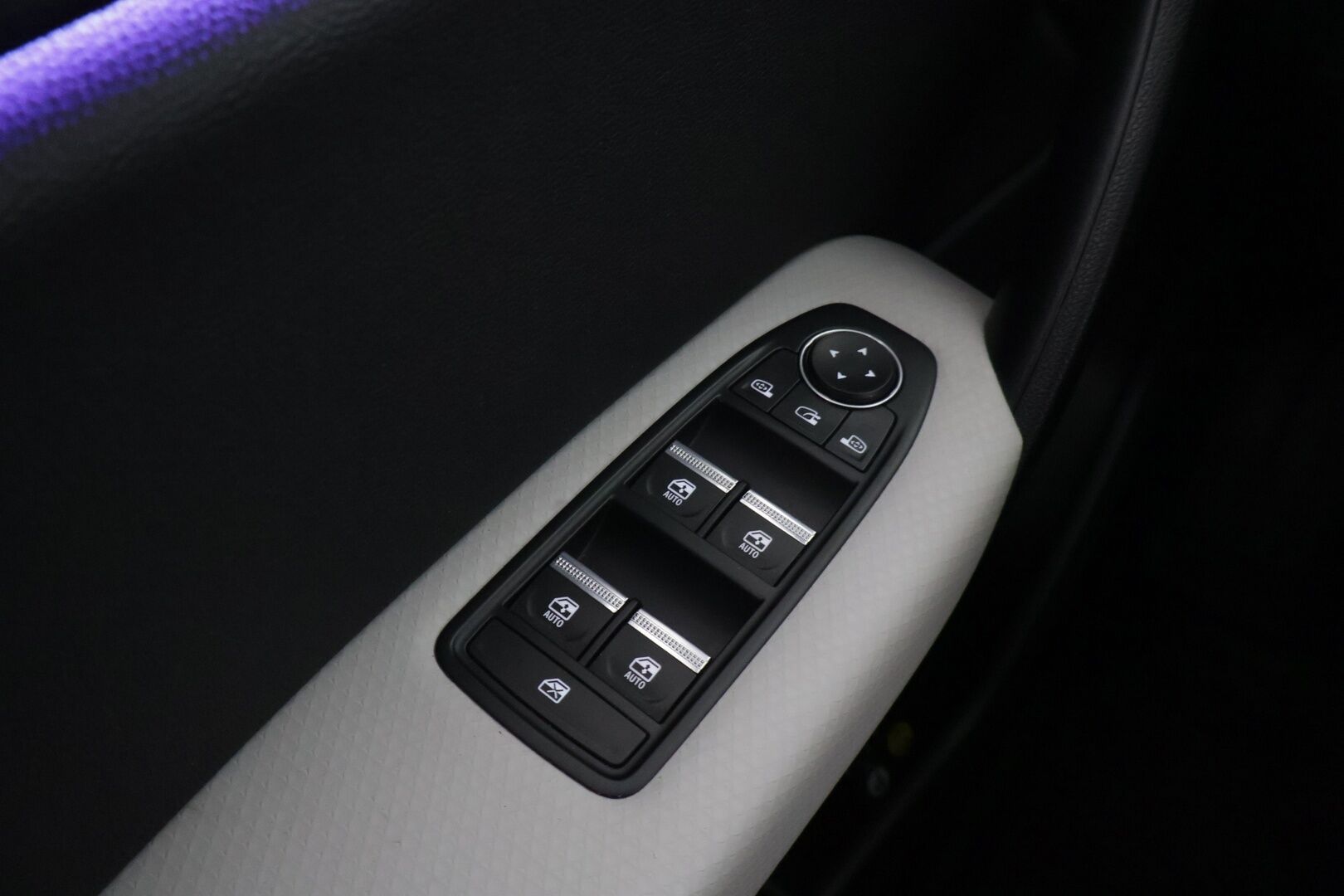 Renault Captur 2021 TCe 130 EDC7-aut Festival *Suomi-auto / Vakkari / Bose / Peruutuskamera / Koukku* - *Juuri Huollettu / 2x renkaat & vanteet / Lohkolämmitin sisätilanpuhaltimella / Metalliväri*