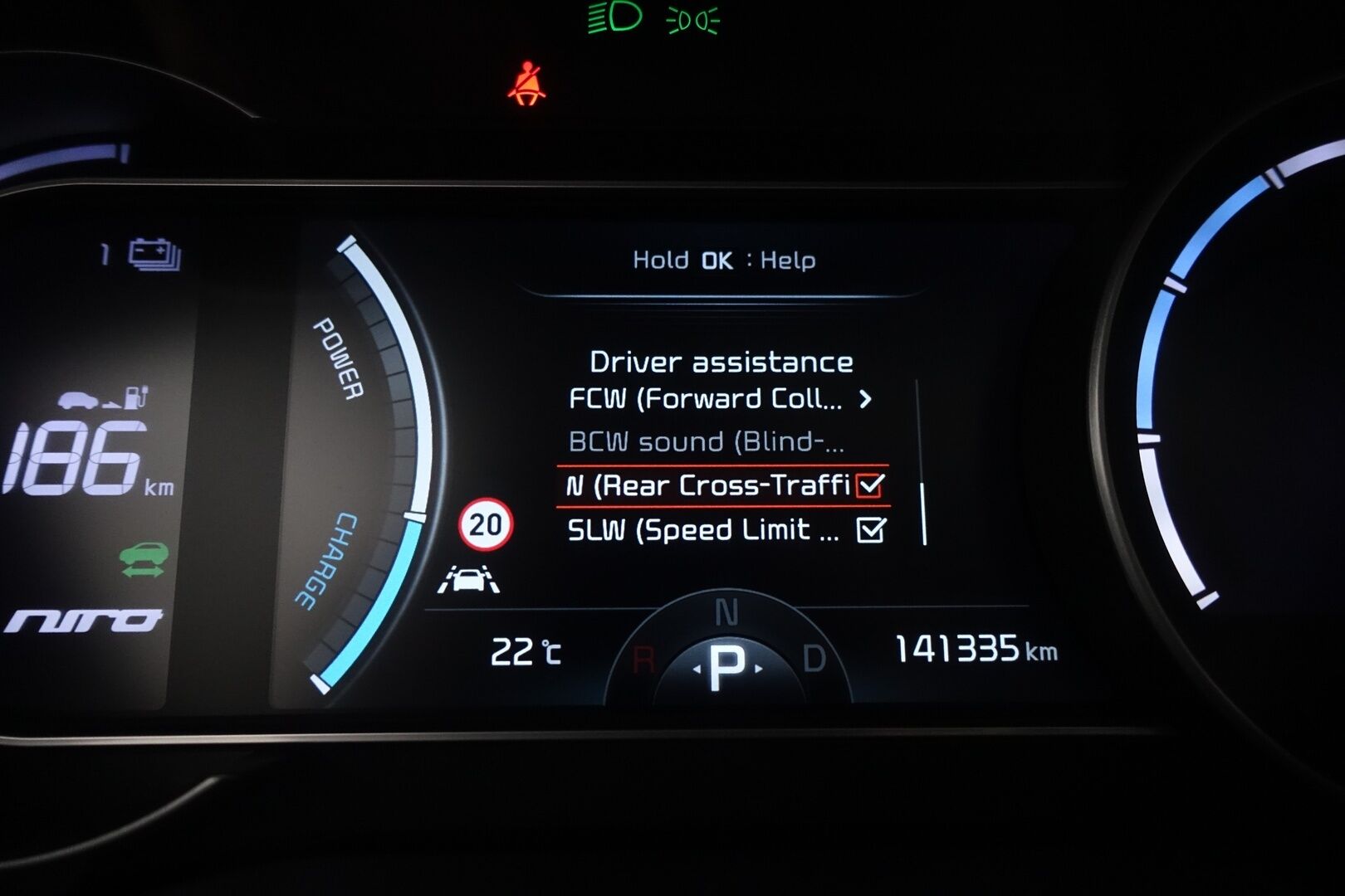 Kia Niro Electric 2020 Business Luxury 64 kWh 204 hv - | Täysnahkaverhoilu | JBL Premium -äänentoisto | Lämpöpumppu | Sähkösäätöiset etuistuimet muistilla | Lämmitettävä ohjauspyörä | Adaptiivinen vakinopeudensäädin | Kattoluukku |