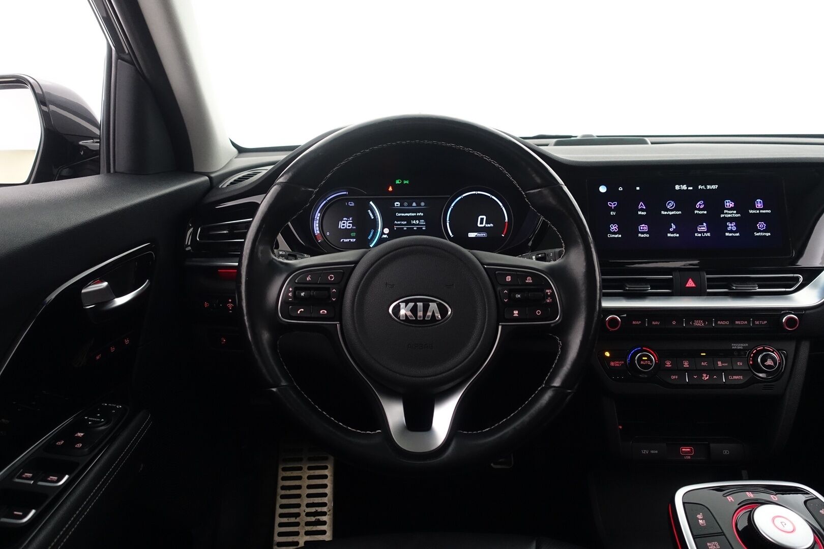 Kia Niro Electric 2020 Business Luxury 64 kWh 204 hv - | Täysnahkaverhoilu | JBL Premium -äänentoisto | Lämpöpumppu | Sähkösäätöiset etuistuimet muistilla | Lämmitettävä ohjauspyörä | Adaptiivinen vakinopeudensäädin | Kattoluukku |