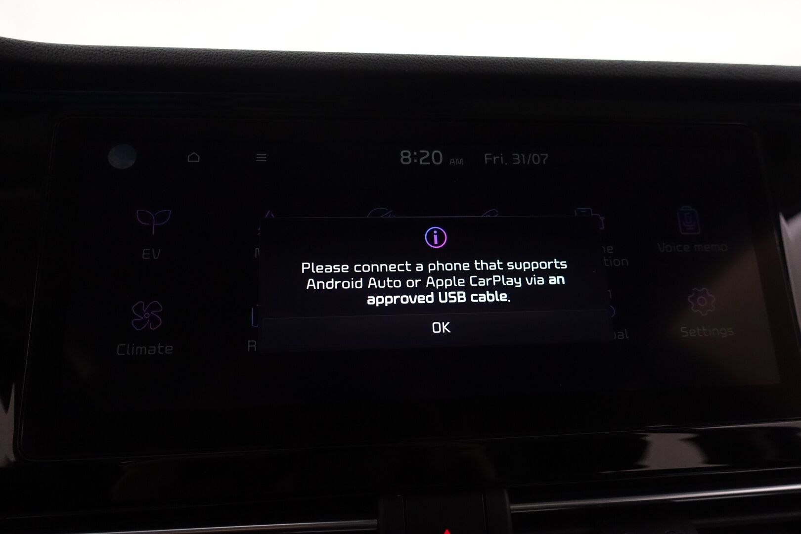 Kia Niro Electric 2020 Business Luxury 64 kWh 204 hv - | Täysnahkaverhoilu | JBL Premium -äänentoisto | Lämpöpumppu | Sähkösäätöiset etuistuimet muistilla | Lämmitettävä ohjauspyörä | Adaptiivinen vakinopeudensäädin | Kattoluukku |