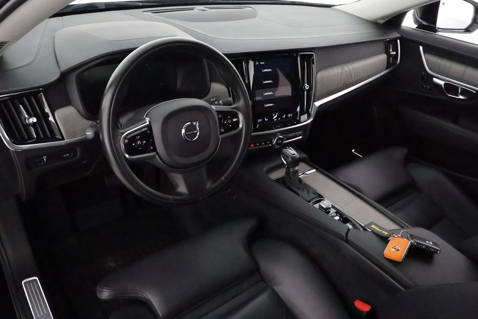 Volvo S90 2021 D3 Business Inscription Edition ** Webasto / Adapt.Vakkari / P.kamera / LED-valot / Sporttinahat Muistilla / Navi ** - 3,99 % KORKOTARJOUS TÄHÄN AUTOON - Kaistavahti / KeylessGO / Suomi-auto / 2x Renkaat