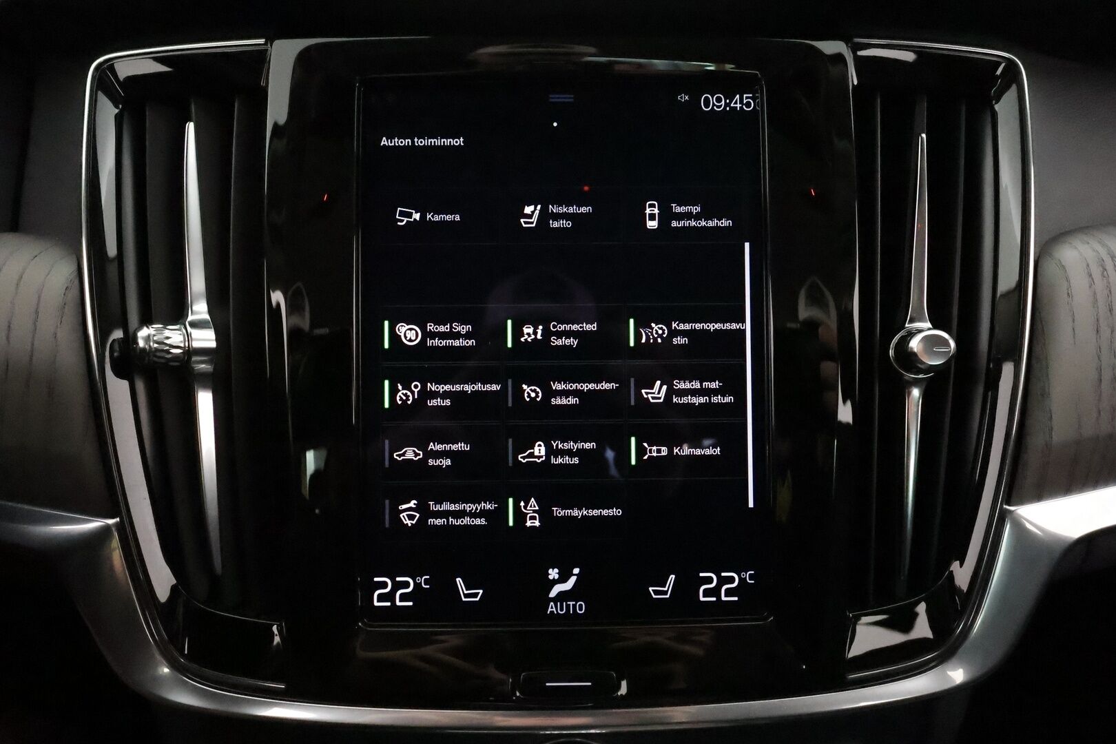 Volvo S90 2021 D3 Business Inscription Edition ** Webasto / Adapt.Vakkari / P.kamera / LED-valot / Sporttinahat Muistilla / Navi ** - 3,99 % KORKOTARJOUS TÄHÄN AUTOON - Kaistavahti / KeylessGO / Suomi-auto / 2x Renkaat