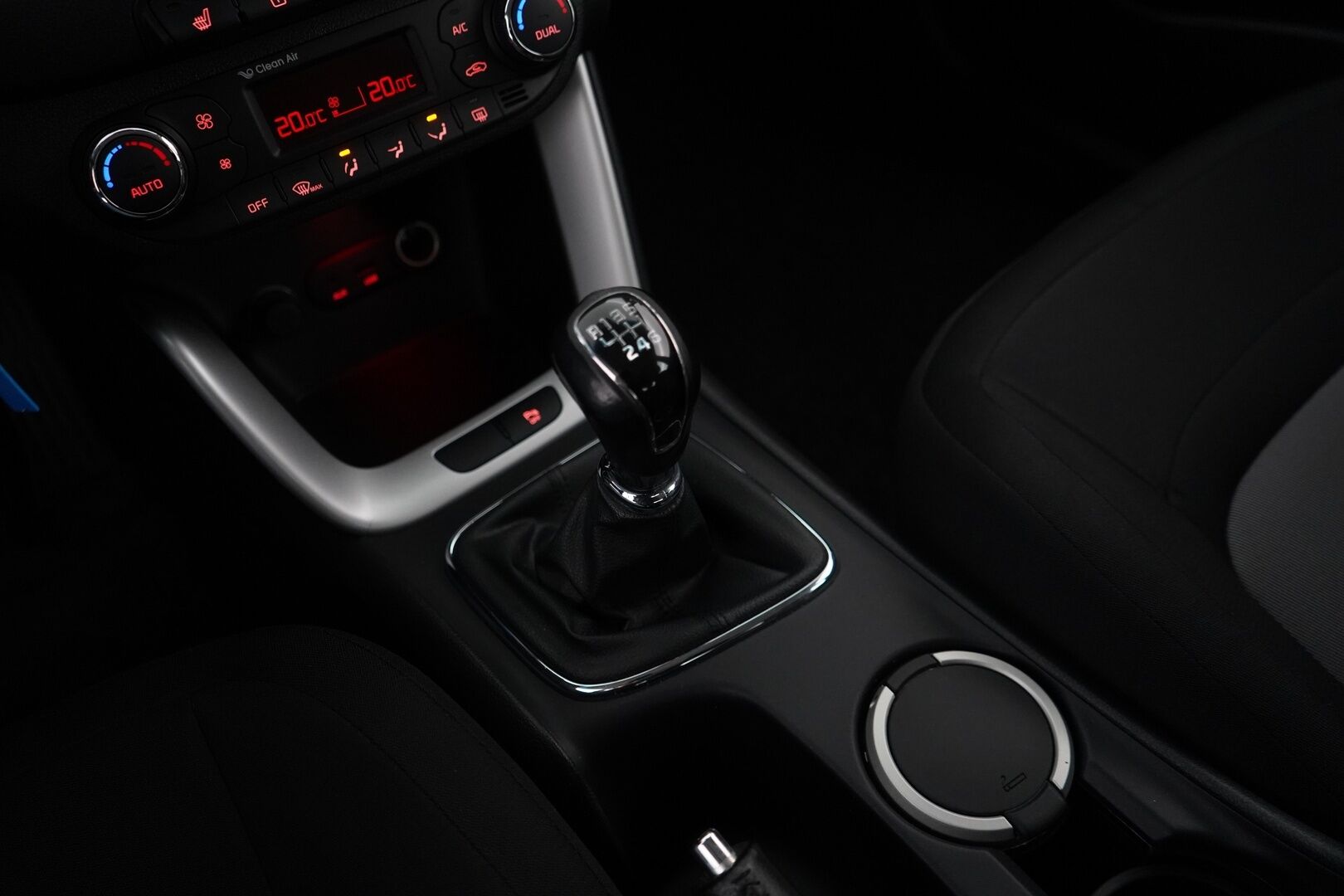 Volkswagen Polo 2021 Style 1.0 TGI 66 kW *ACC / AppleCarPlay / AndroidAuto / Lohko* - Suomi-Auto / Kahdet hyväkuntoiset renkaat alumiinivantein / Juuri huollettu - HULLU BLACKWEEK KORKOTARJOUS 2,49%