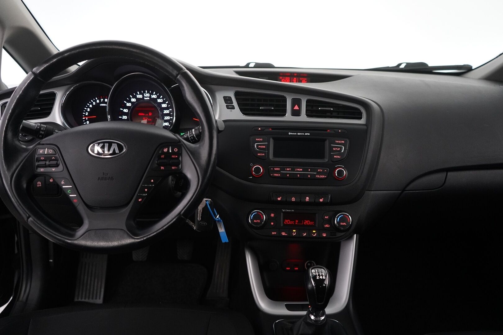 Volkswagen Polo 2021 Style 1.0 TGI 66 kW *ACC / AppleCarPlay / AndroidAuto / Lohko* - Suomi-Auto / Kahdet hyväkuntoiset renkaat alumiinivantein / Juuri huollettu