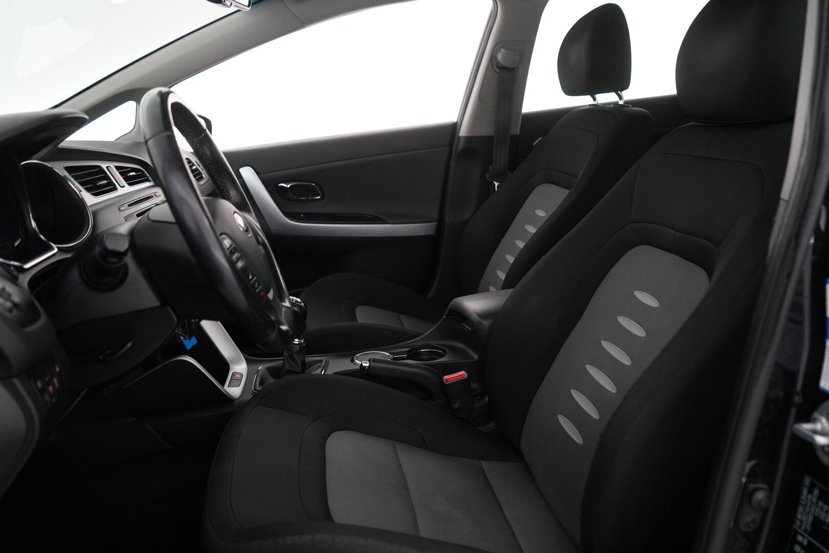 Volkswagen Polo 2021 Style 1.0 TGI 66 kW *ACC / AppleCarPlay / AndroidAuto / Lohko* - Suomi-Auto / Kahdet hyväkuntoiset renkaat alumiinivantein / Juuri huollettu