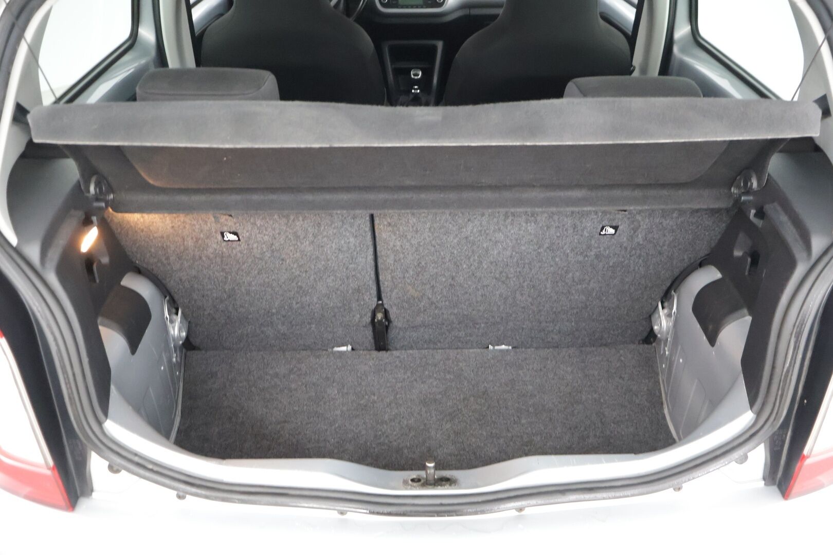 Skoda Citigo 2016 CITIGO Viistoperä (AB) 5ov 999cm3 * / Vakkari / Penkinlämmitin / Tutkat / Aux-in / * - Juuri huollettuna - HULLUT BLACKWEEK JATKOT - KORKOTARJOUS 2,49%