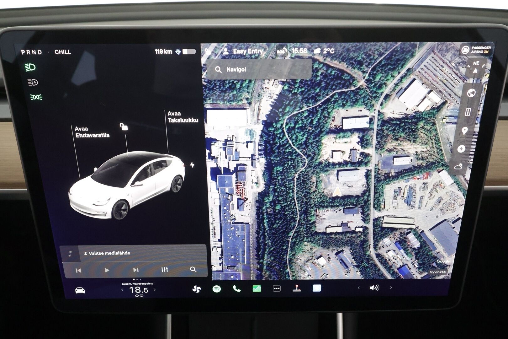 Tesla Model 3 2020 Standard Range Plus * ACC / LED / Lasikatto / Muistipenkki / P.Kamera / Kaistavahti / Navi * - Akku kuntotarkastettu / Suomi-auto / 2x Latauskaapelit / Kahdet renkaat