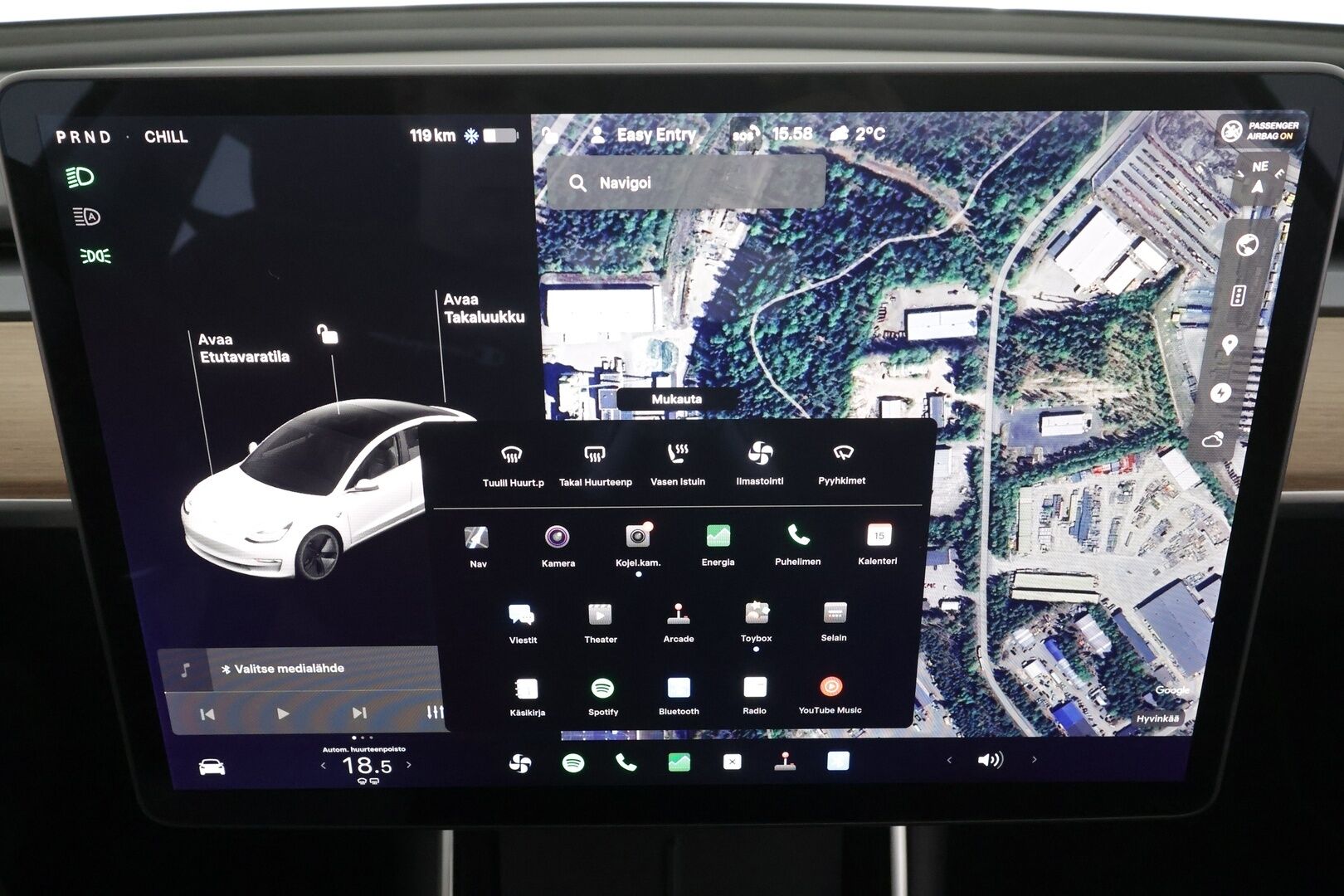 Tesla Model 3 2020 Standard Range Plus * ACC / LED / Lasikatto / Muistipenkki / P.Kamera / Kaistavahti / Navi * - Akku kuntotarkastettu / Suomi-auto / 2x Latauskaapelit / Kahdet renkaat