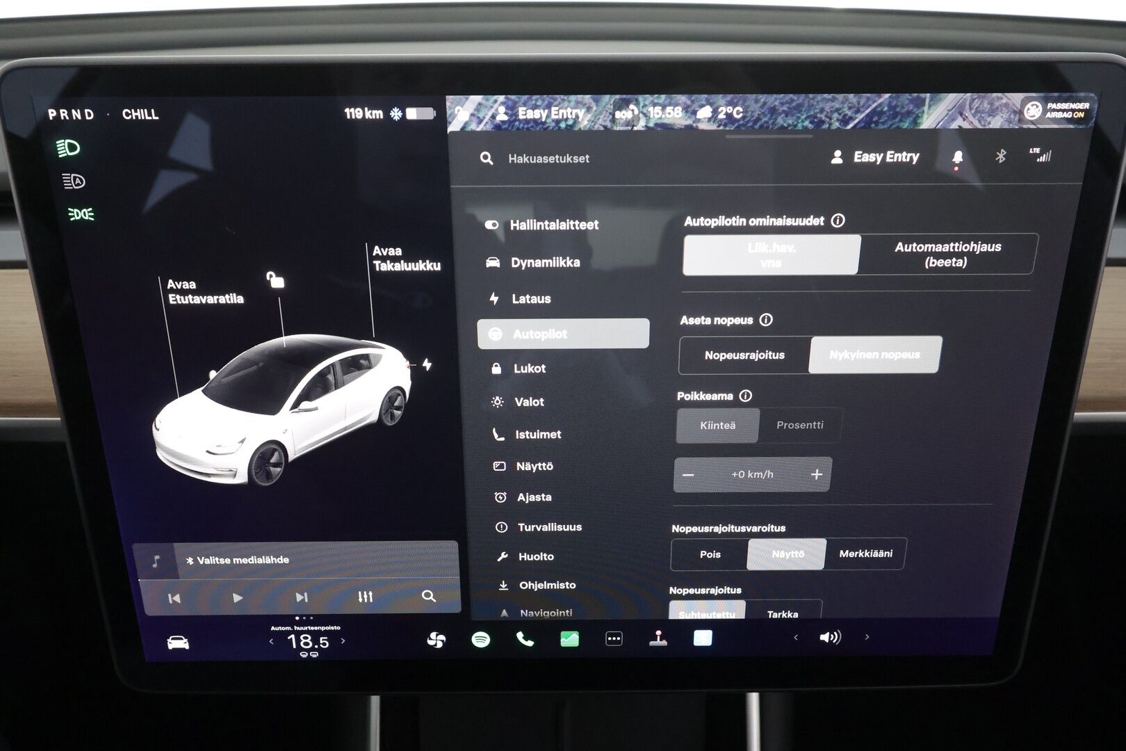 Tesla Model 3 2020 Standard Range Plus * ACC / LED / Lasikatto / Muistipenkki / P.Kamera / Kaistavahti / Navi * - Suomi-auto / 2x Latauskaapelit / Kahdet renkaat