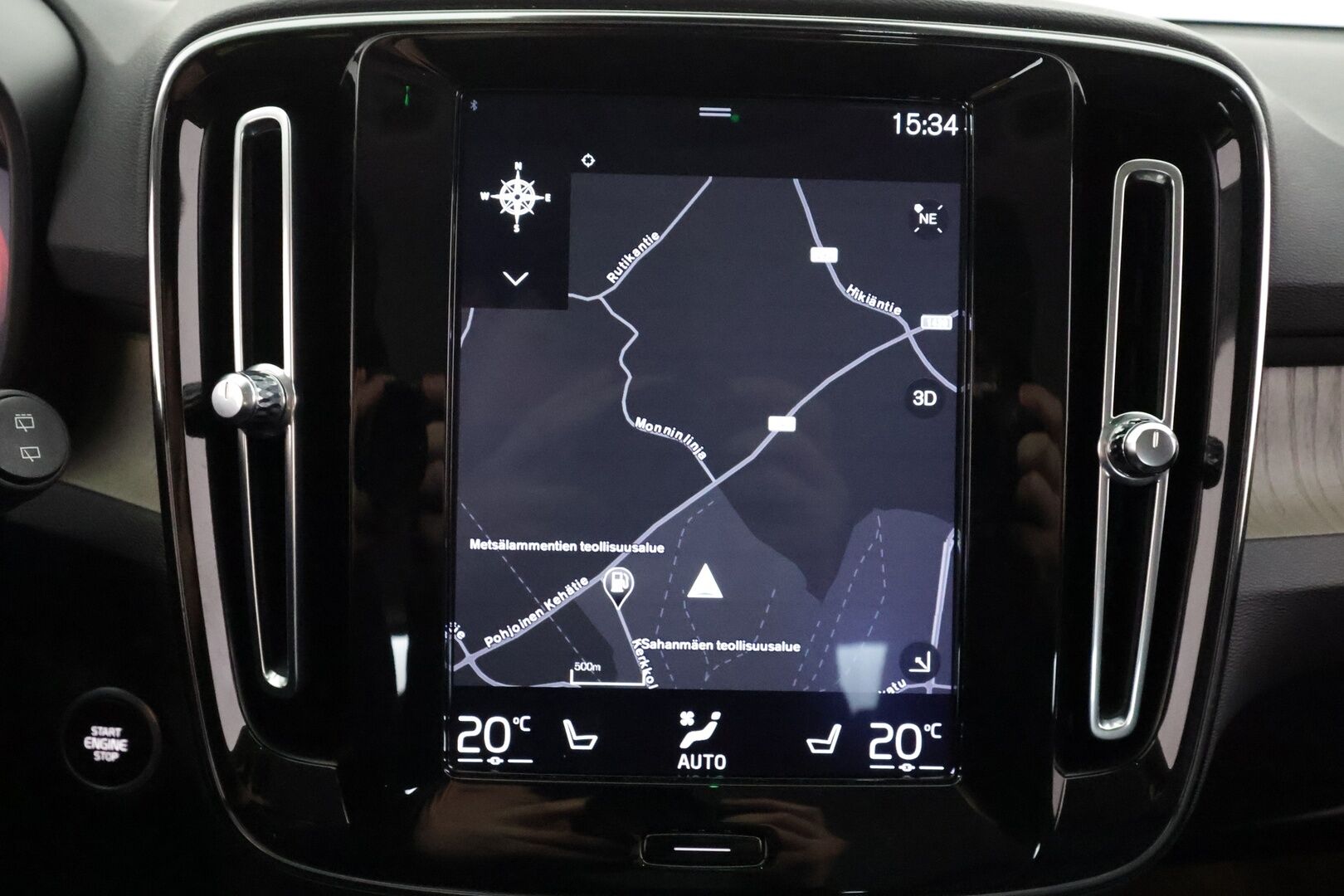 Volvo XC40 2021 B4 AWD MHEV Inscription aut - | ACC | Webasto | Koukku | Muistipenkki | LED | P.kamera | Sporttinahat | Ratinlämmitys | Keyless | Apple&Android | Suomi-auto | Kahdet Renkaat | Merkkihuollettu |