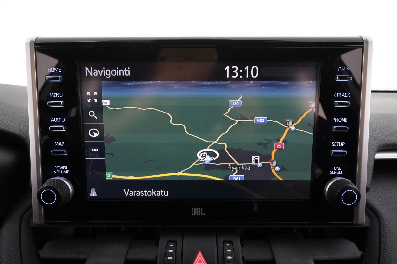 Toyota RAV4 Plug-in 2020 Hybrid 2,5 AWD-i Style * ACC / HUD / P.kamera / LED / Navi / JBL / KeylessGo / Koukku / Sähköpenkki * - 1.Om Suomi-auto / Kahdet renkaat aluvanteilla / Merkkihuollettu