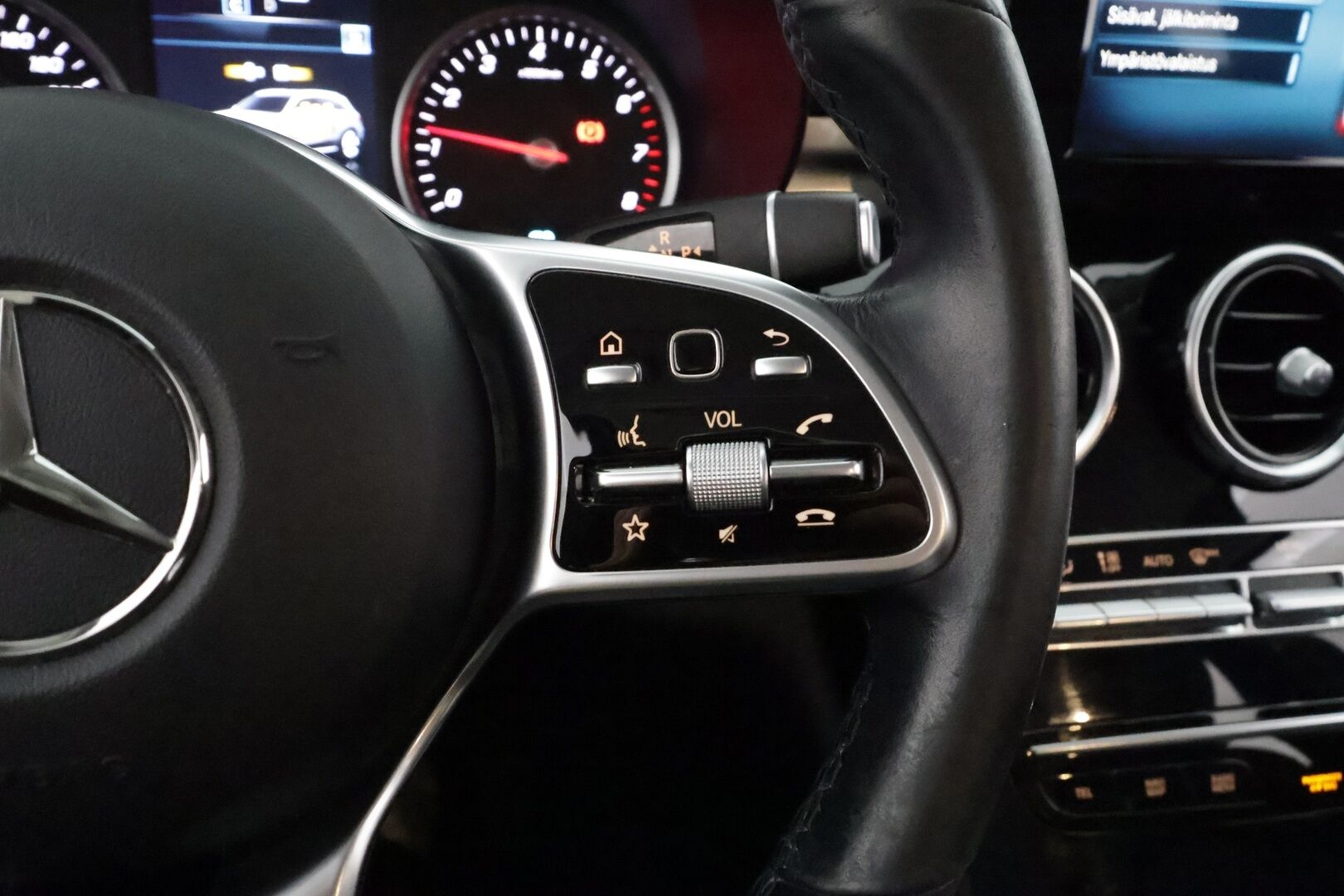 Mercedes-Benz GLC 2021 300 e 4MATIC A Business EQ Power **Facelift / Vetokoukku / Vakkari / Navi / P.kamera / Nahkasisusta** - 1-om. Suomi-auto / Molemmat laturit / Tehtaan vetokoukku 