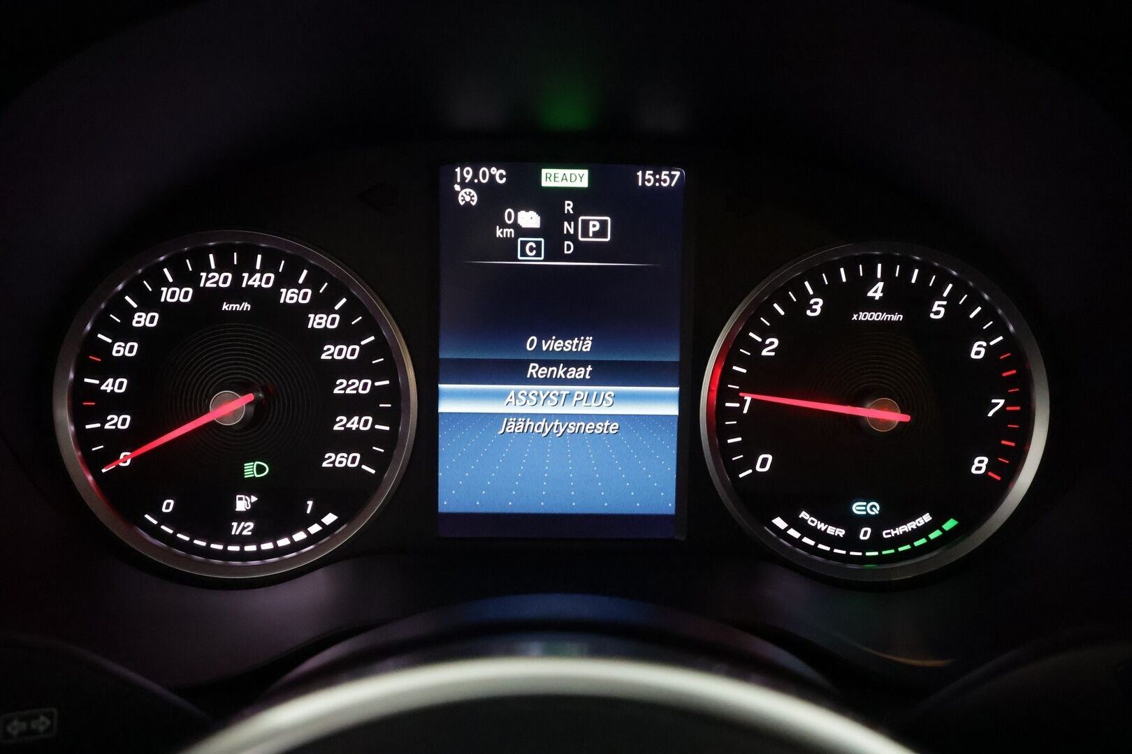 Mercedes-Benz GLC 2021 300 e 4MATIC A Business EQ Power **Facelift / Vetokoukku / Vakkari / Navi / P.kamera / Nahkasisusta** - 1-om. Suomi-auto / Molemmat laturit / Tehtaan vetokoukku 