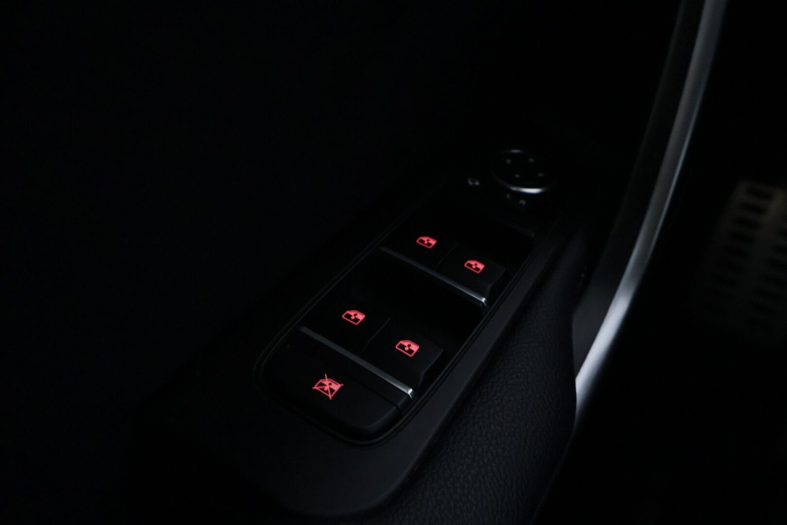 Kia Ceed 2021 1,6 GDI Plug-In Hybrid Business Premium *ACC / P.Kamera / S.kontti / Navi / Digimittaristo* - Siisti kuntoinen! / Hyvin huollettu! / 2Xalumiini vanteet 