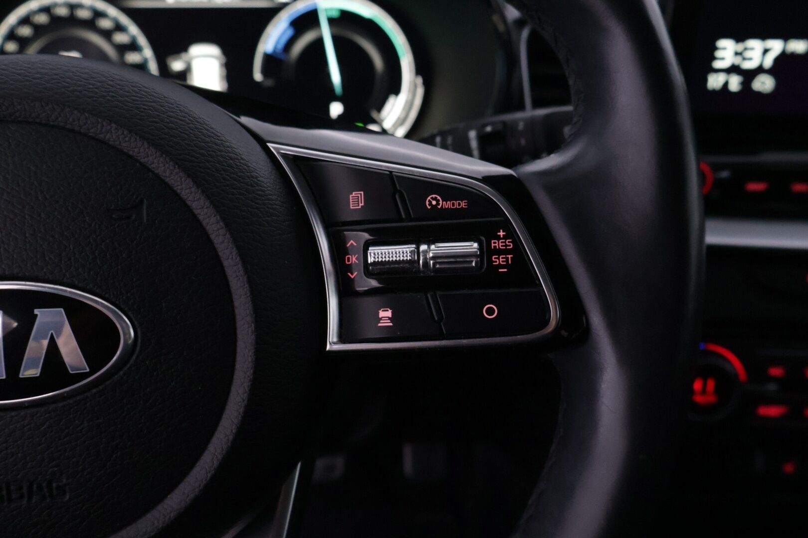 Kia Ceed 2021 1,6 GDI Plug-In Hybrid Business Premium *ACC / P.Kamera / S.kontti / Navi / Digimittaristo* - Siisti kuntoinen! / Hyvin huollettu! / 2Xalumiini vanteet 