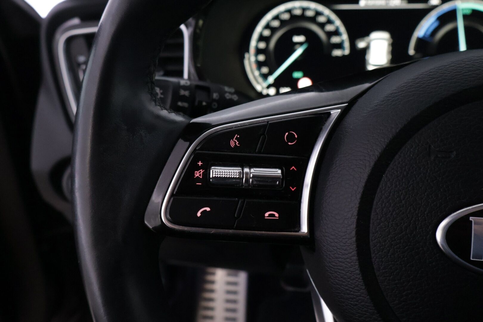 Kia Ceed 2021 1,6 GDI Plug-In Hybrid Business Premium *ACC / P.Kamera / S.kontti / Navi / Digimittaristo* - Siisti kuntoinen! / Hyvin huollettu! / 2Xalumiini vanteet 