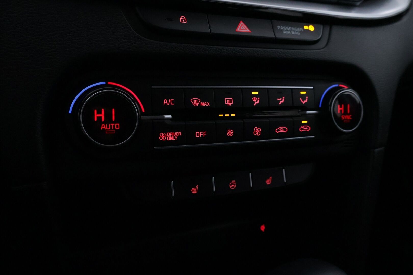 Kia Ceed 2021 1,6 GDI Plug-In Hybrid Business Premium *ACC / P.Kamera / S.kontti / Navi / Digimittaristo* - Siisti kuntoinen! / Hyvin huollettu! / 2Xalumiini vanteet 