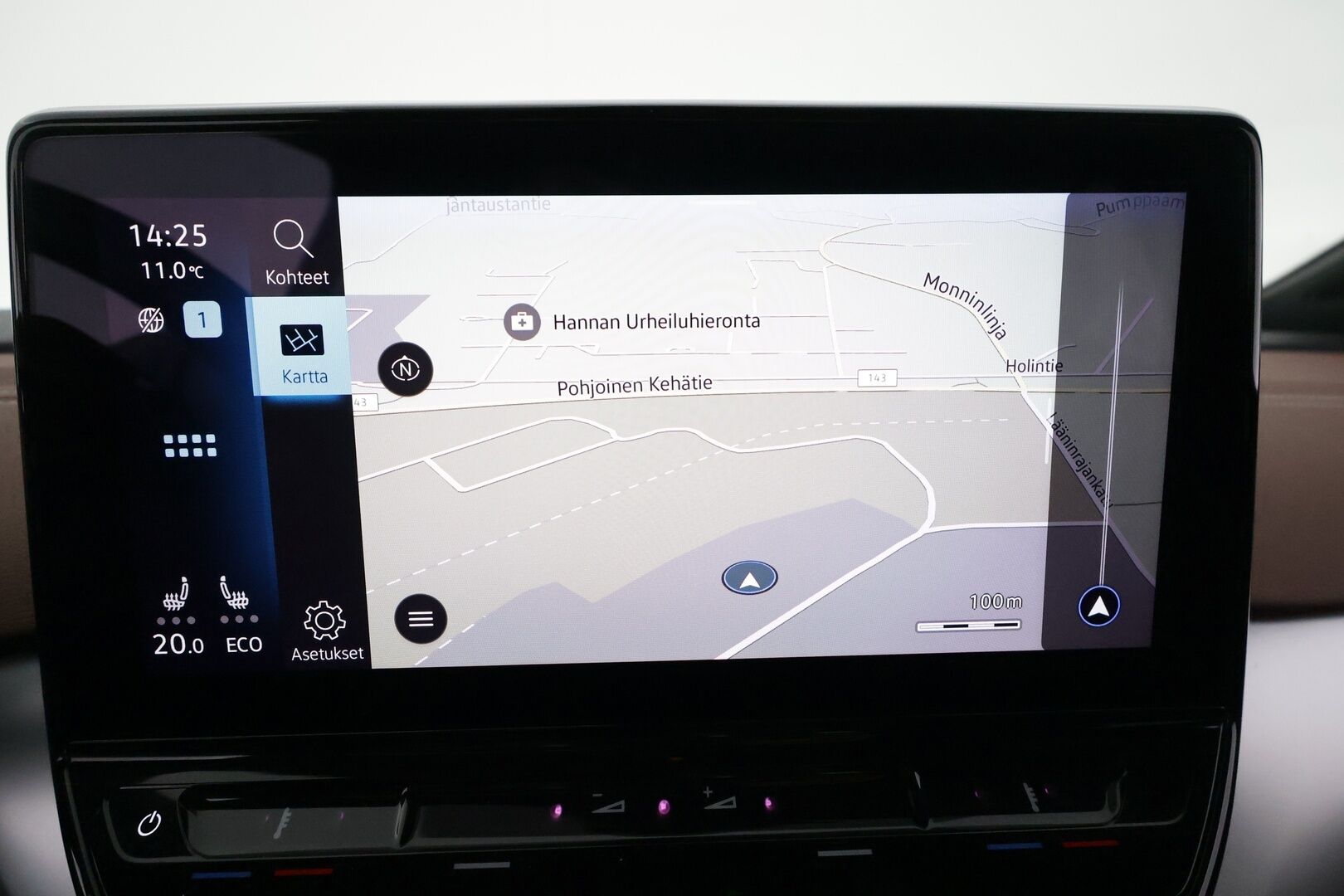 Volkswagen ID.4 2021 Pro Performance Business 150 kW, akku 77 kWh * 1Om Suomi auto / Adapt.vak / iQ Matrix LED / Lämpöpumppu / P-kamera / Nahka-alcantara sisusta / Keyless - Akku kuntotarkastettu / Apple&Android / Navi / 2x renkaat / Sporttipenkit