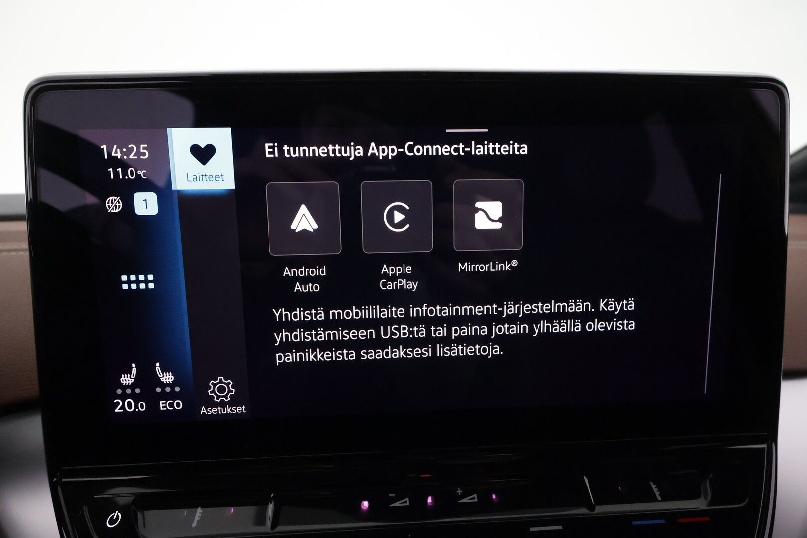 Volkswagen ID.4 2021 Pro Performance Business 150 kW, akku 77 kWh * 1Om Suomi auto / Adapt.vak / iQ Matrix LED / Lämpöpumppu / P-kamera / Nahka-alcantara sisusta / Keyless - Akku kuntotarkastettu / Apple&Android / Navi / 2x renkaat / Sporttipenkit