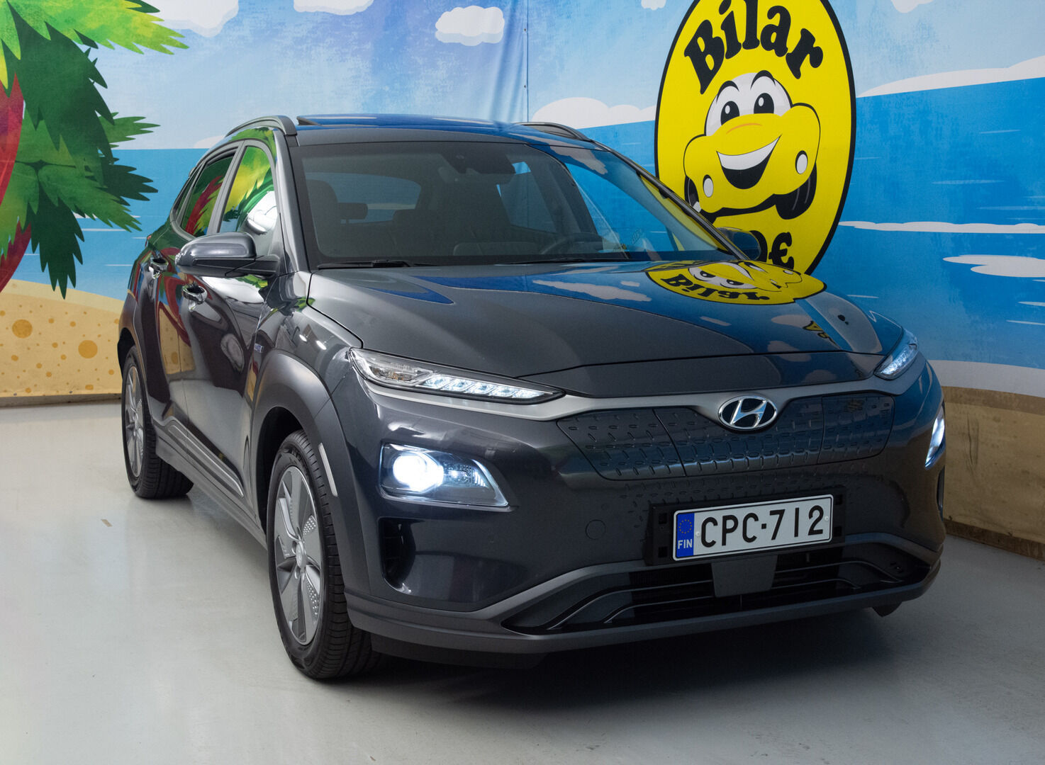 HYUNDAI KONA ELECTRIC 2019 Electric 64 kWh 204 hv Style - ACC | HUD | Ilmastoidut penkit | Ratinlämmitin | Kamera | Panorama | 2 x vanteet 