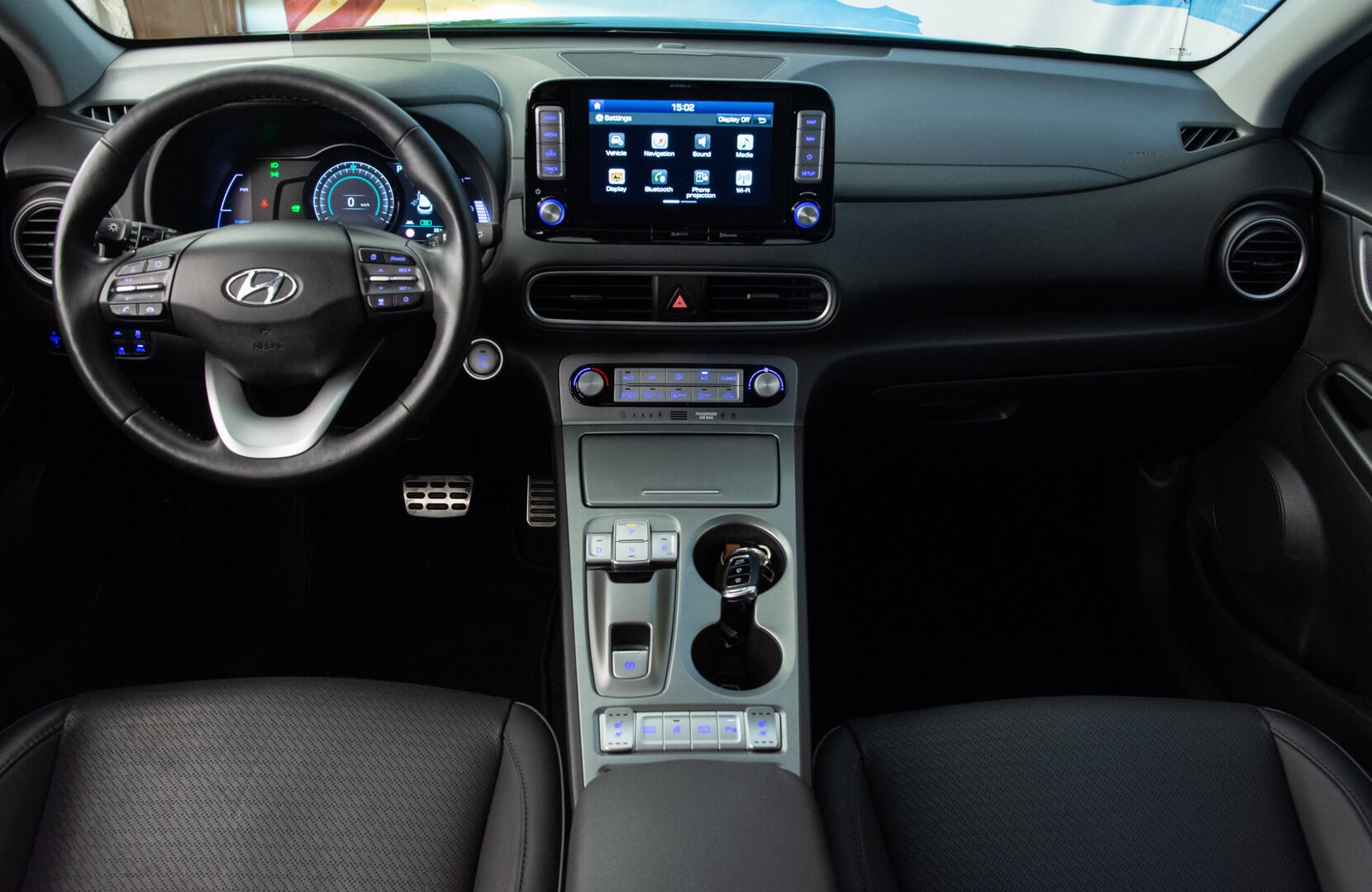 HYUNDAI KONA ELECTRIC 2019 Electric 64 kWh 204 hv Style - ACC | HUD | Ilmastoidut penkit | Ratinlämmitin | Kamera | Panorama | 2 x vanteet 
