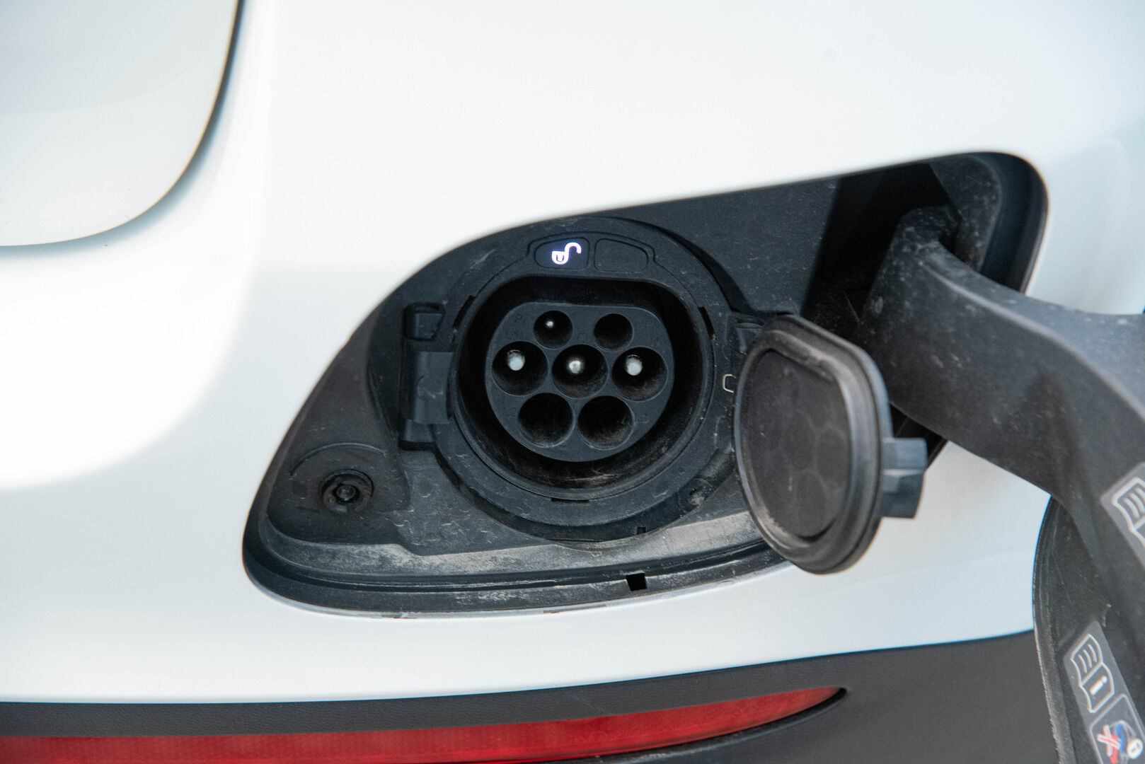 Mercedes-Benz GLC 2018 350 e 4Matic A Premium Business - YritysOutlet - Myydään vain yrityksille