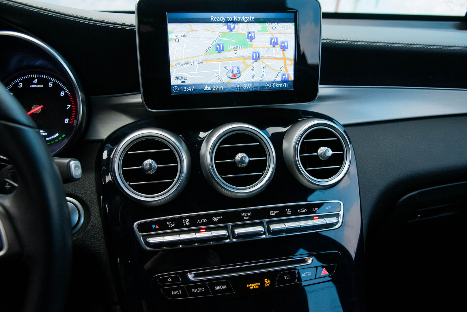 Mercedes-Benz GLC 2018 350 e 4Matic A Premium Business - YritysOutlet - Myydään vain yrityksille