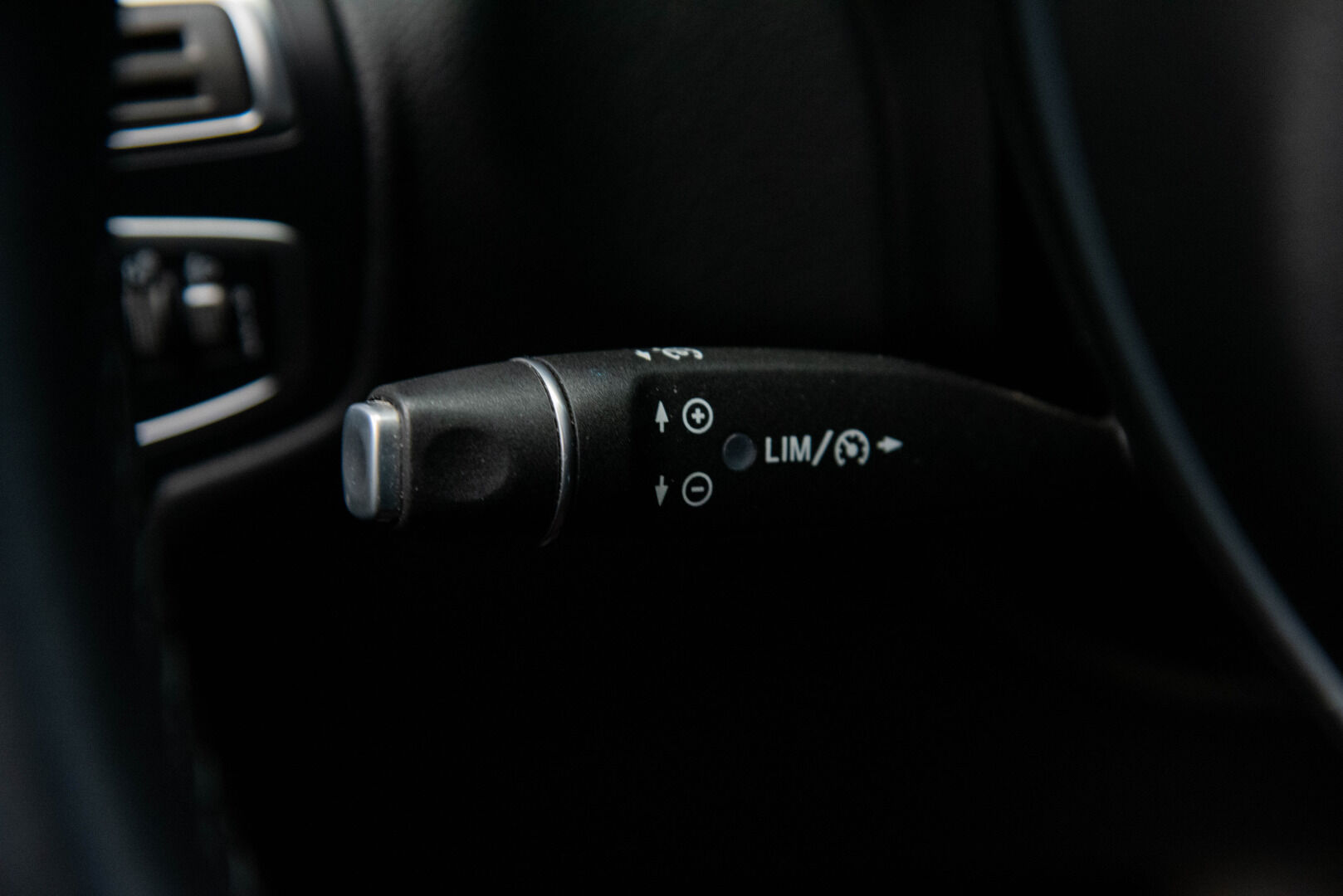 Mercedes-Benz GLC 2018 350 e 4Matic A Premium Business - YritysOutlet - Myydään vain yrityksille