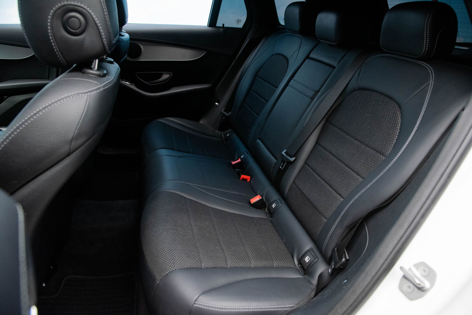 Mercedes-Benz GLC 2018 350 e 4Matic A Premium Business - YritysOutlet - Myydään vain yrityksille