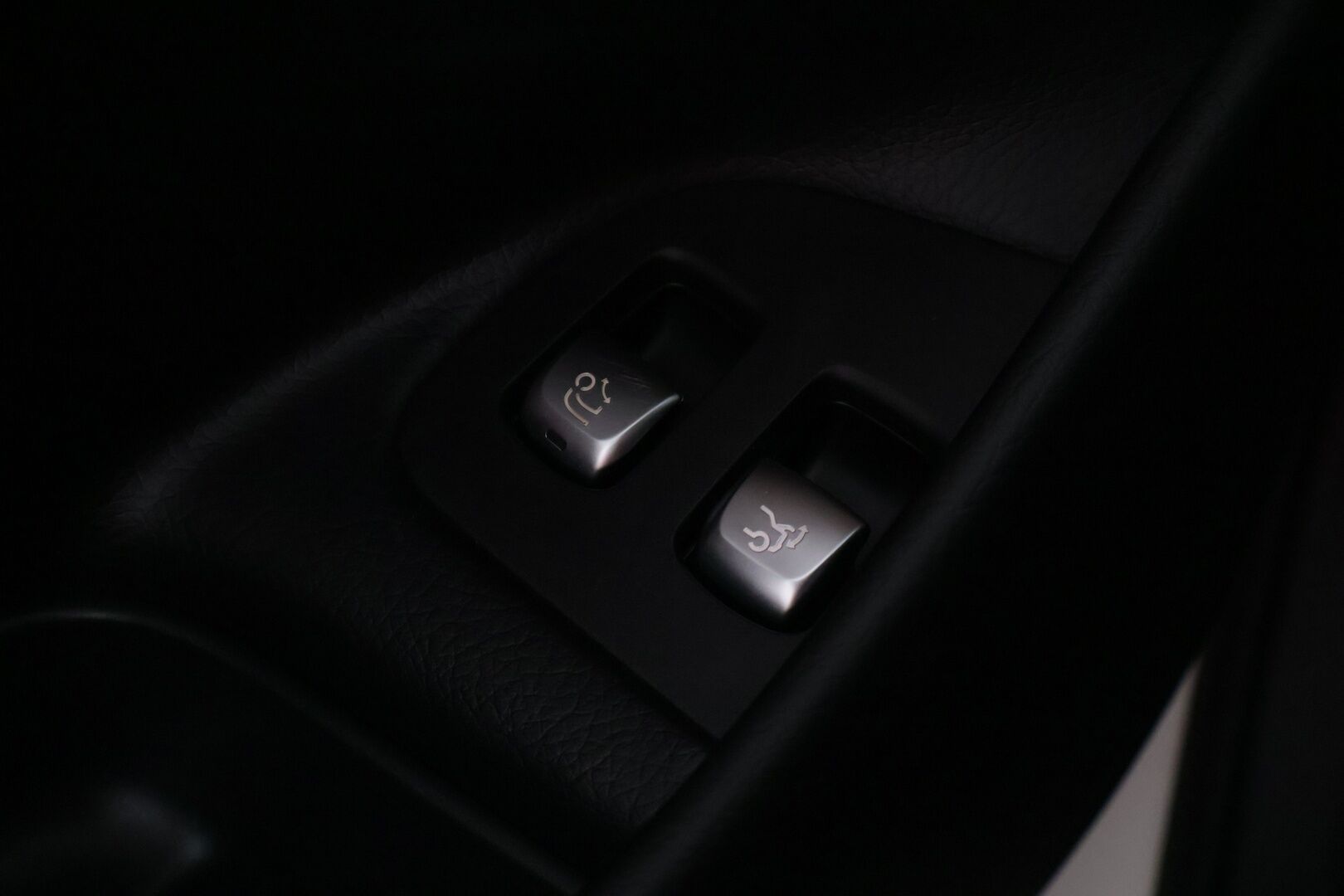 Mercedes-Benz E 2017 220 d 4Matic A Business Avantgarde - | Vakkari | Navi | LED | Puolinahat |  Sähk. takaluukku | Peruutuskamera | Koukku | Ratinlämmitin | - KORKO VAIN 3,99 %