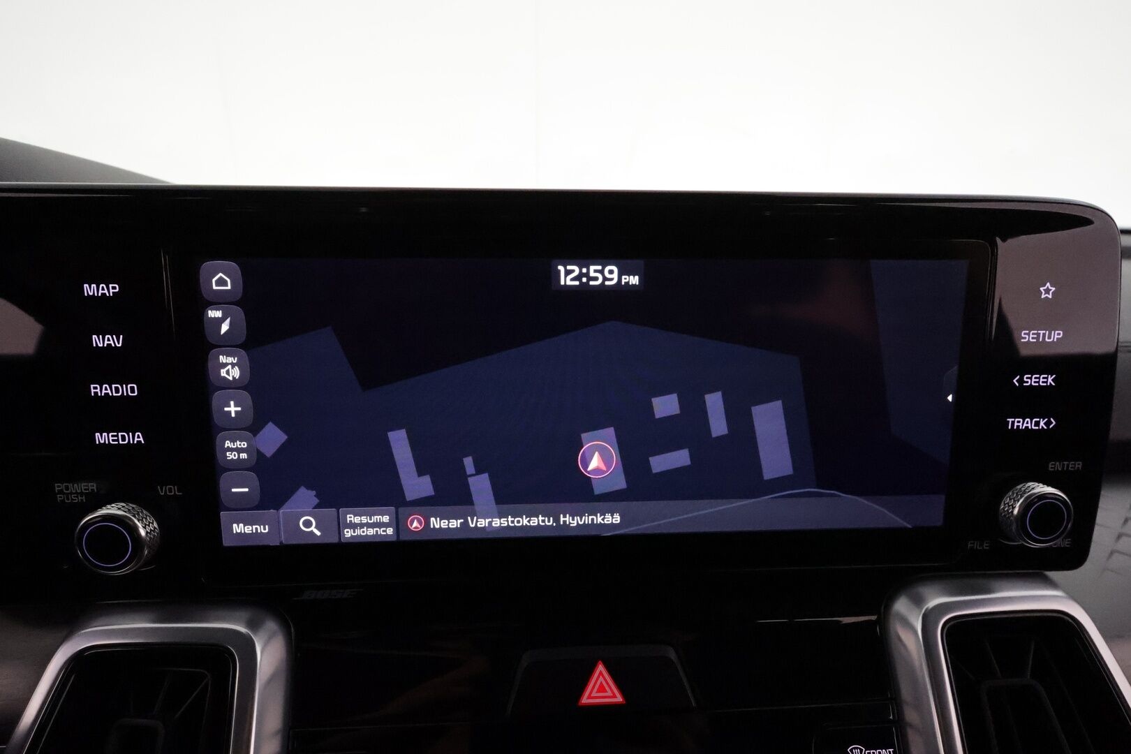Kia Sorento 2021 1,6 T-GDI Plug-in Hybrid AWD Business Luxury AT 7P *ACC / Ilmastoidut Nahat / BOSE / 360° / Koukku / Muistipenkki* - Suomi-auto / Kahdet renkaat aluvanteilla 