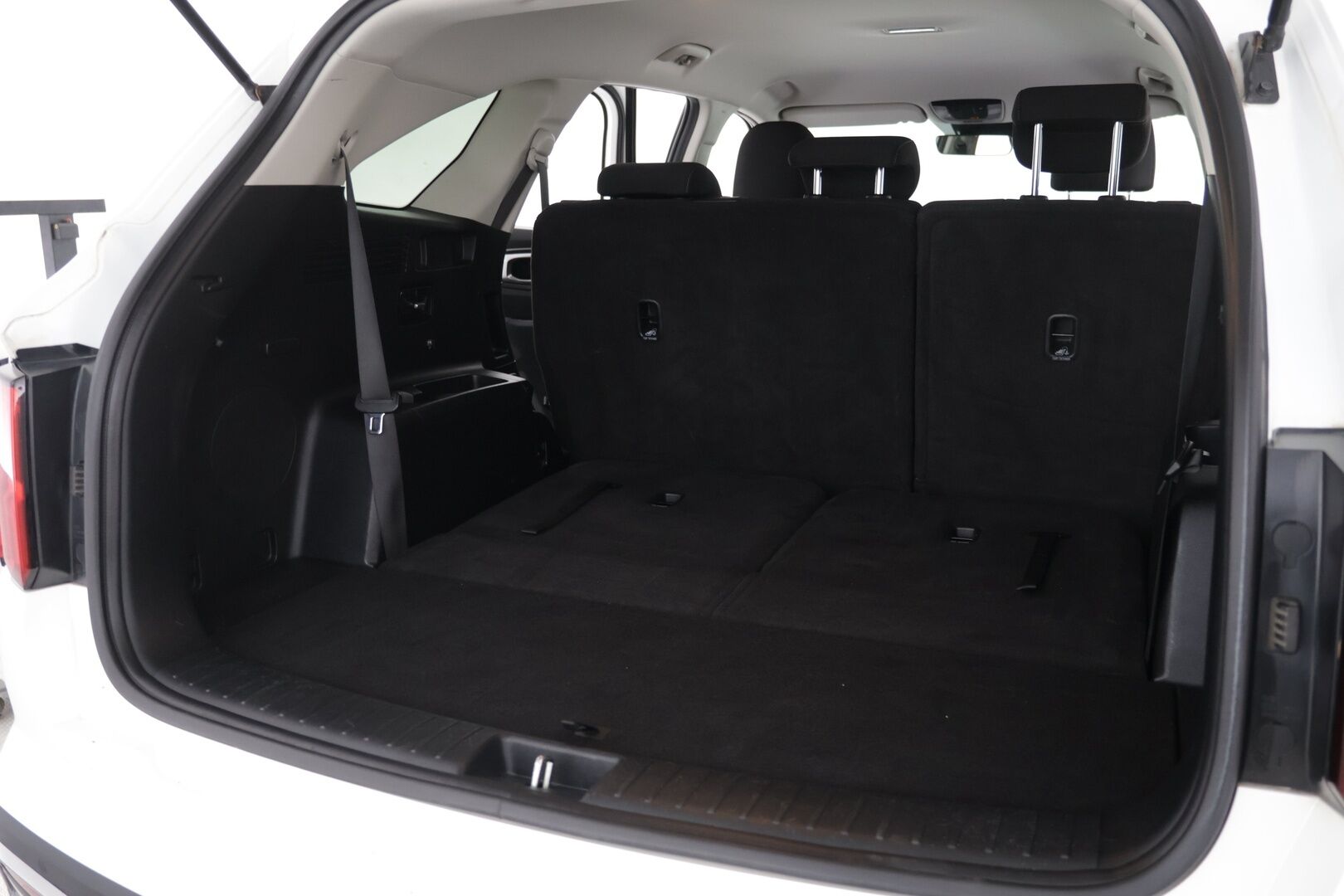 Kia Sorento 2021 1,6 T-GDI Plug-in Hybrid AWD Business Premium AT 7P*/ ACC / Koukku / Keyless / Navi / LED /* - HULLUT AVAJAISHULINAT KORKOTARJOUS 3,29 %