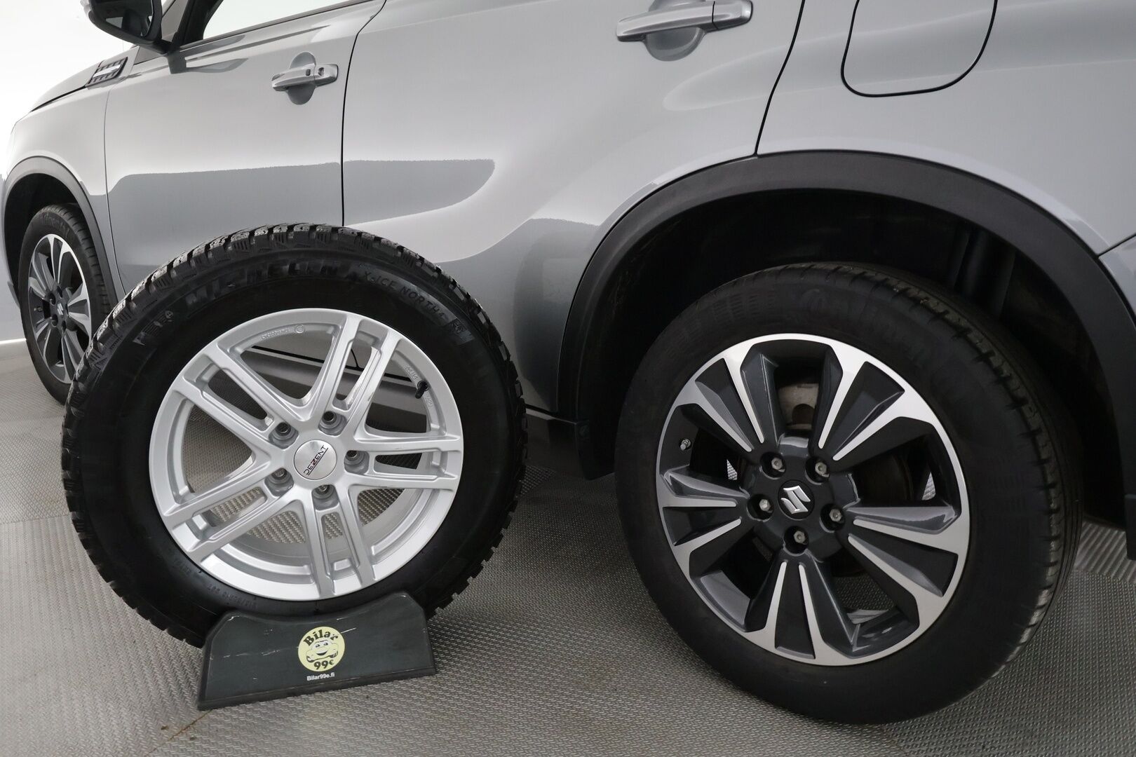 Suzuki Vitara 2024 1,5 HYBRID 4WD GLX+SR 6AGS-aut - | ACC | Panorama | LED | Nahka-alcantara | P.kamera ja tutkat | Navi | BSM | Kaistavahti | Keyless | Bluetooth | Merkkihuollot | 1-om suomiauto |