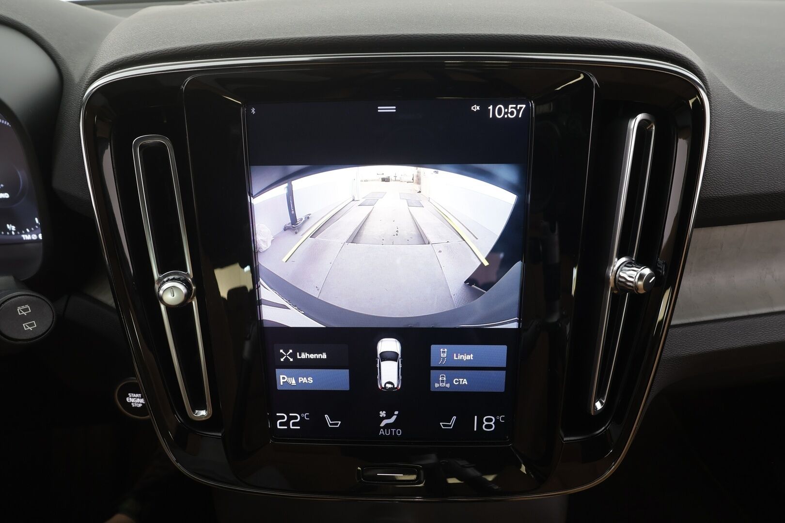 Volvo XC40 2021 T5 TwE Business Inscription aut - | H&K | Webasto | ACC | Full-LED | P.Kamera | Sporttinahat | Navi | Kaistavahti | Katveavustin | Keyless | 1-om Suomi-auto | 2x Latauskaapelit | Kahdet renkaat | Merkkihuollot |