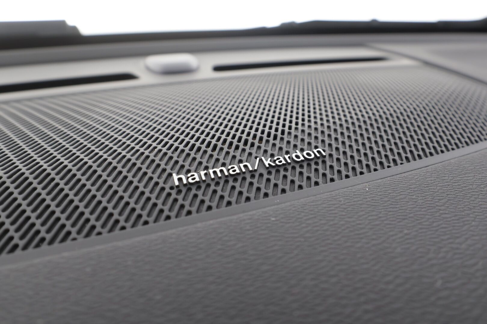 Volvo XC40 2021 T5 TwE Business Inscription aut - | H&K | Webasto | ACC | Full-LED | P.Kamera | Sporttinahat | Navi | Kaistavahti | Katveavustin | Keyless | 1-om Suomi-auto | 2x Latauskaapelit | Kahdet renkaat | Merkkihuollot |