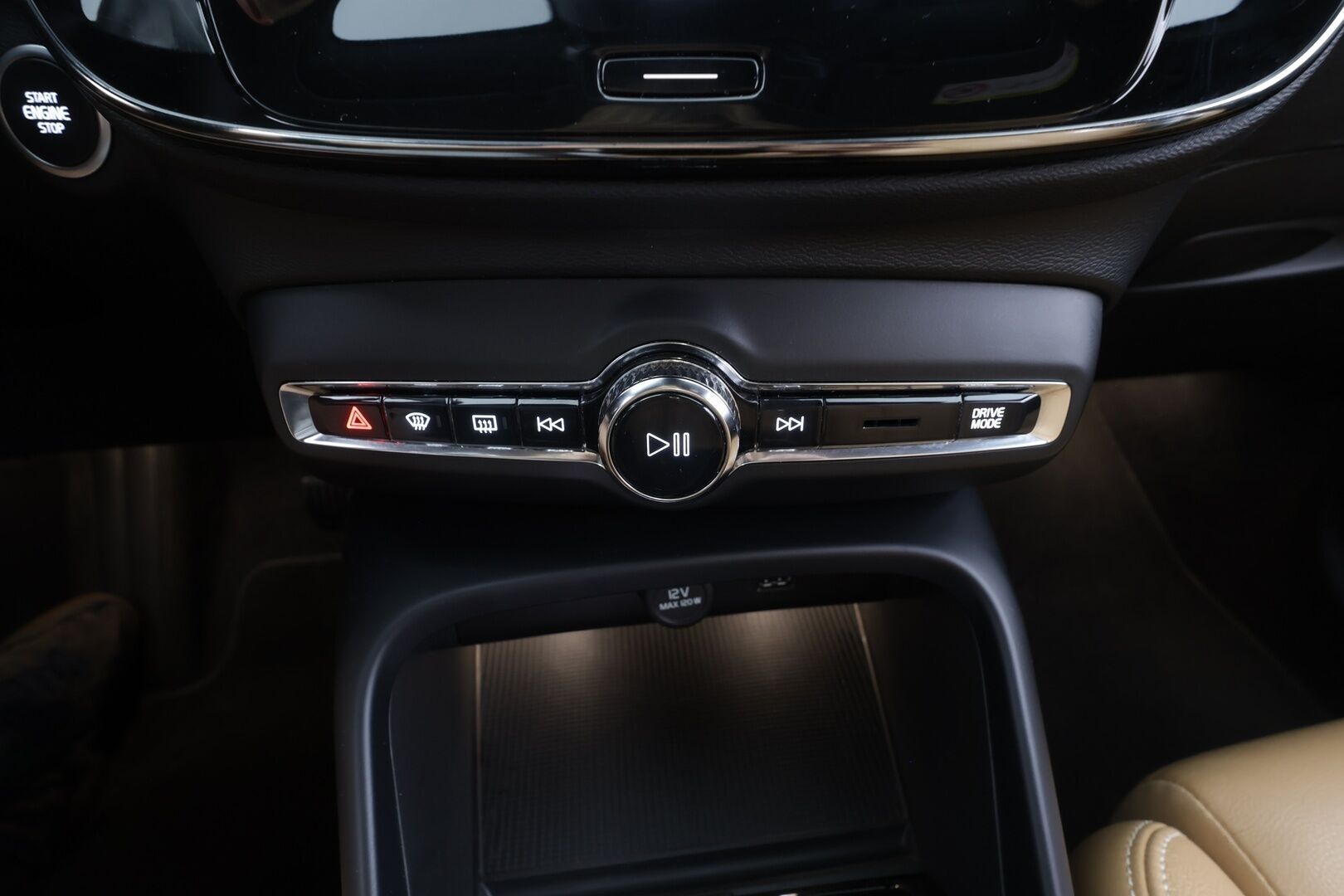 Volvo XC40 2021 T5 TwE Business Inscription aut - | H&K | Webasto | ACC | Full-LED | P.Kamera | Sporttinahat | Navi | Kaistavahti | Katveavustin | Keyless | 1-om Suomi-auto | 2x Latauskaapelit | Kahdet renkaat | Merkkihuollot |