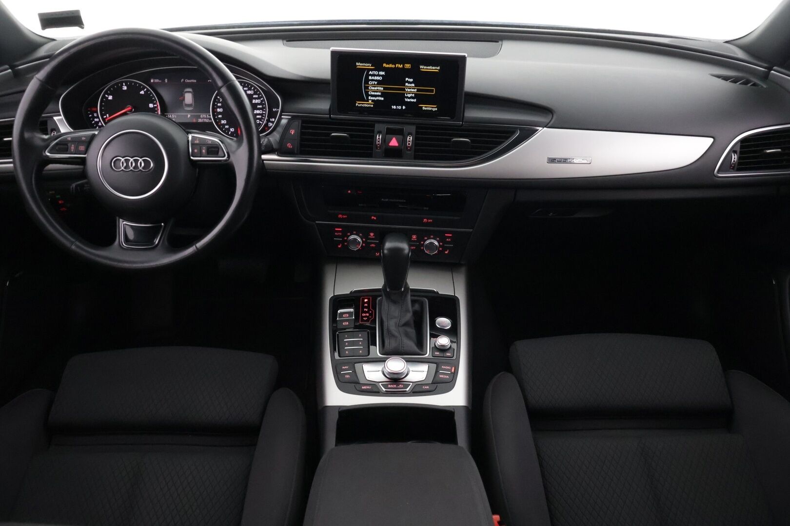 Audi A6 2018 A6 Avant Farmari (AC) 4ov 1968cm3 A *Vakkari / BOSE / Webasto / Sporttipenkit / Koukku / Navi / Musta sisäkatto / Sähkökontti* - *Näyttävä / Neliveto / Farmari*