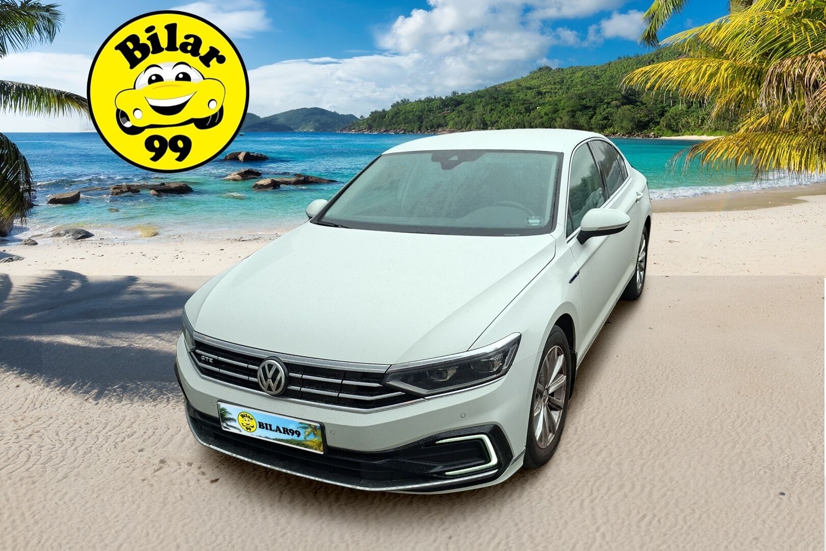 Volkswagen Passat 2019 Sedan GTE Plug-In Hybrid 160 kW DSG-automaatti / ACC / Nahka-alcantra / Koukku
