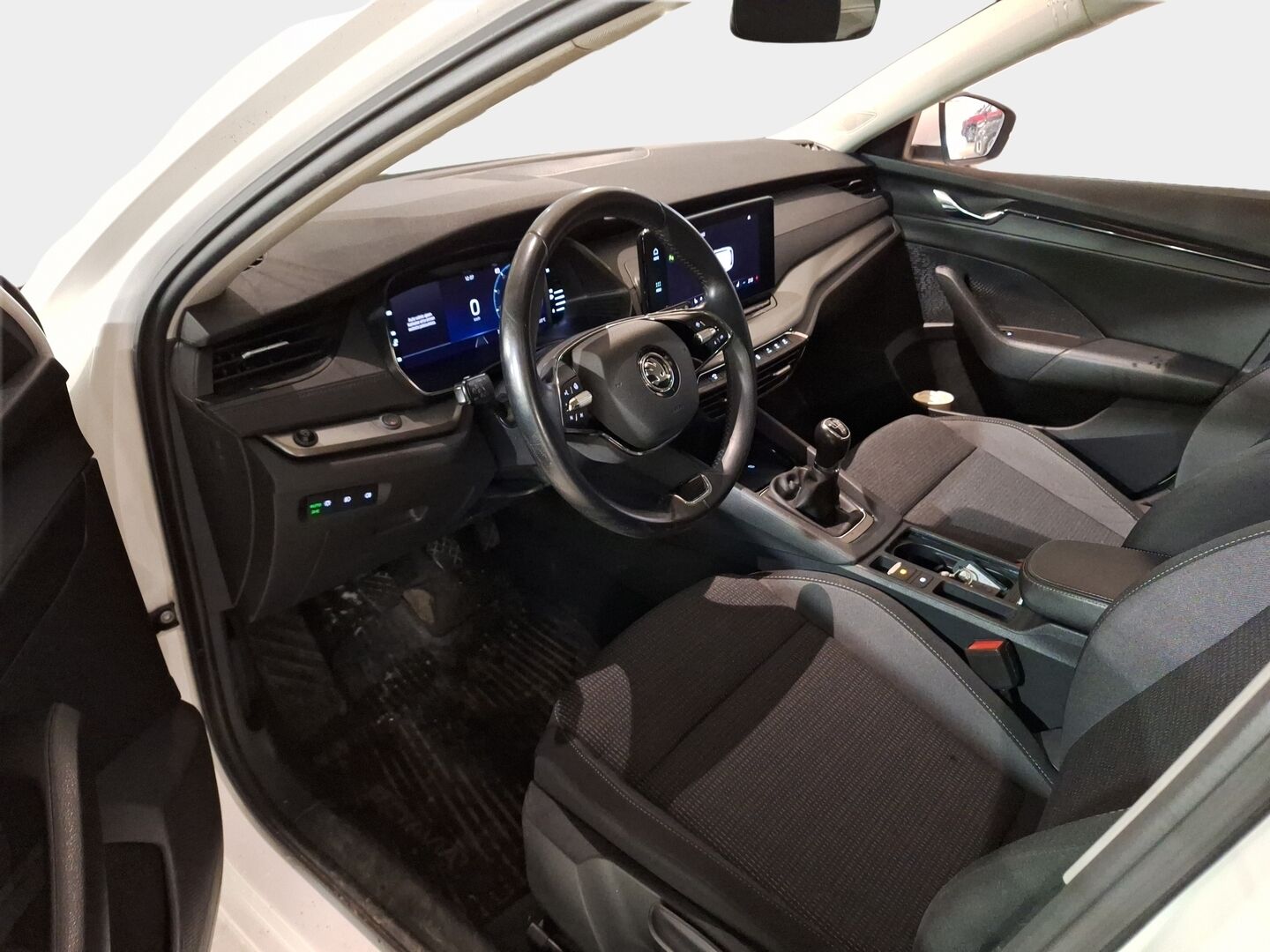 Skoda Octavia 2021 Combi 1,0 TSI Ambition *ALV / Digimittari / LED / Tutkat / Ratinlämmitin / Lohko* - Siistikuntoinen Suomiauto kaksilla hyväkuntoisilla renkailla ja Skodan alumiinivanteilla!