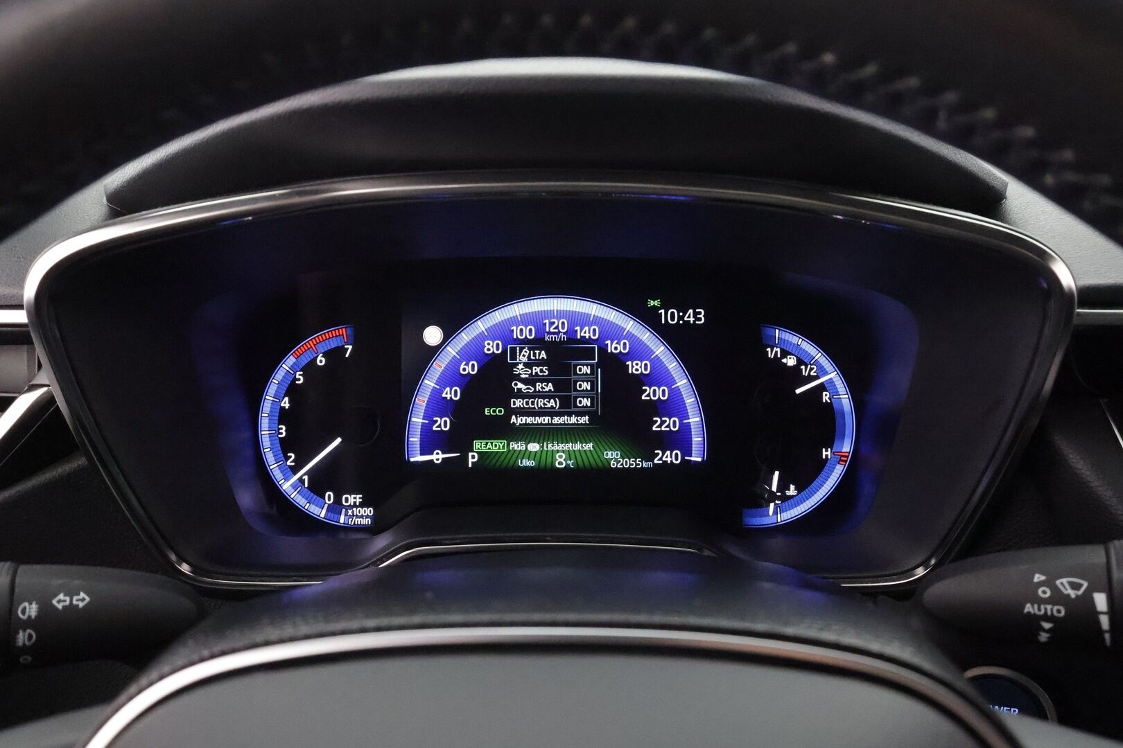 Toyota Corolla 2021 Touring Sports 1,8 Hybrid Active Edition * ACC / Webasto / P.kamera / Sähköluukku / LED / Navi / Keyless / Ratinlämmitin * - Suomi-auto / Kahdet renkaat aluvanteilla / Merkkihuollettu