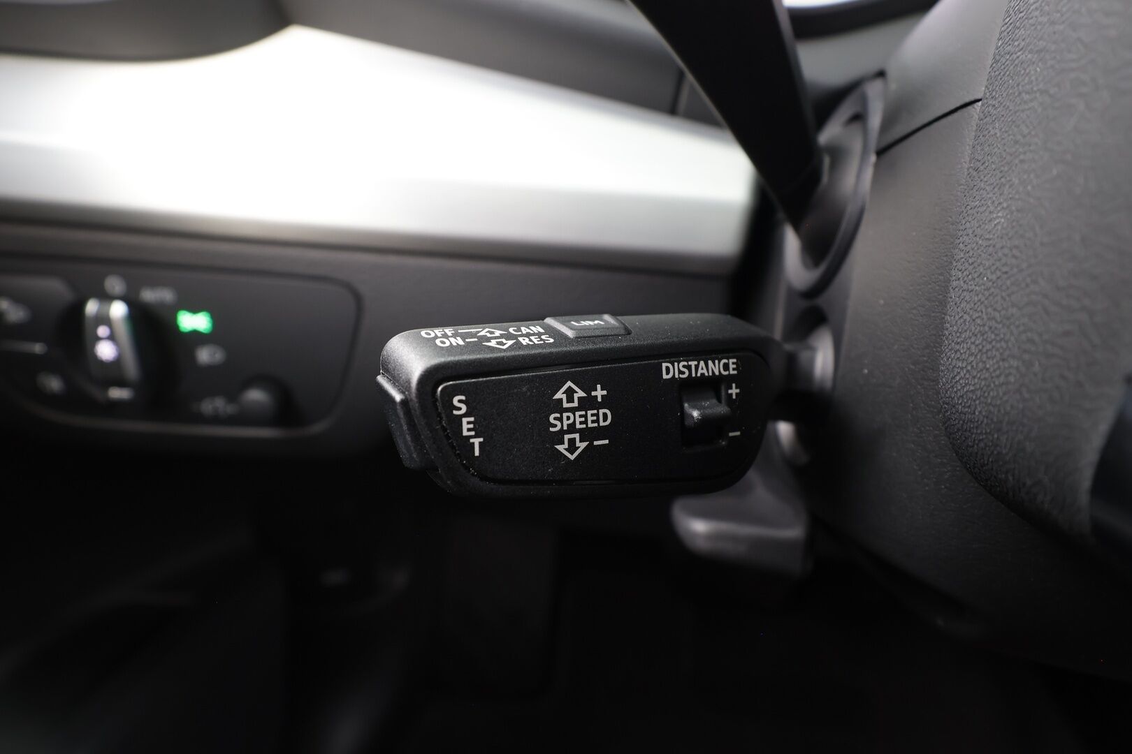 Audi Q5 2021 S line 55 TFSI e 270 kW quattro S tronic Electrified Edition - | ACC | Matrix | S-line sisä | Koukku | Sporttipenkit | Puolinahat | Digimittaristo | Navi | P.kamera | District green | 1-om suomiauto | 